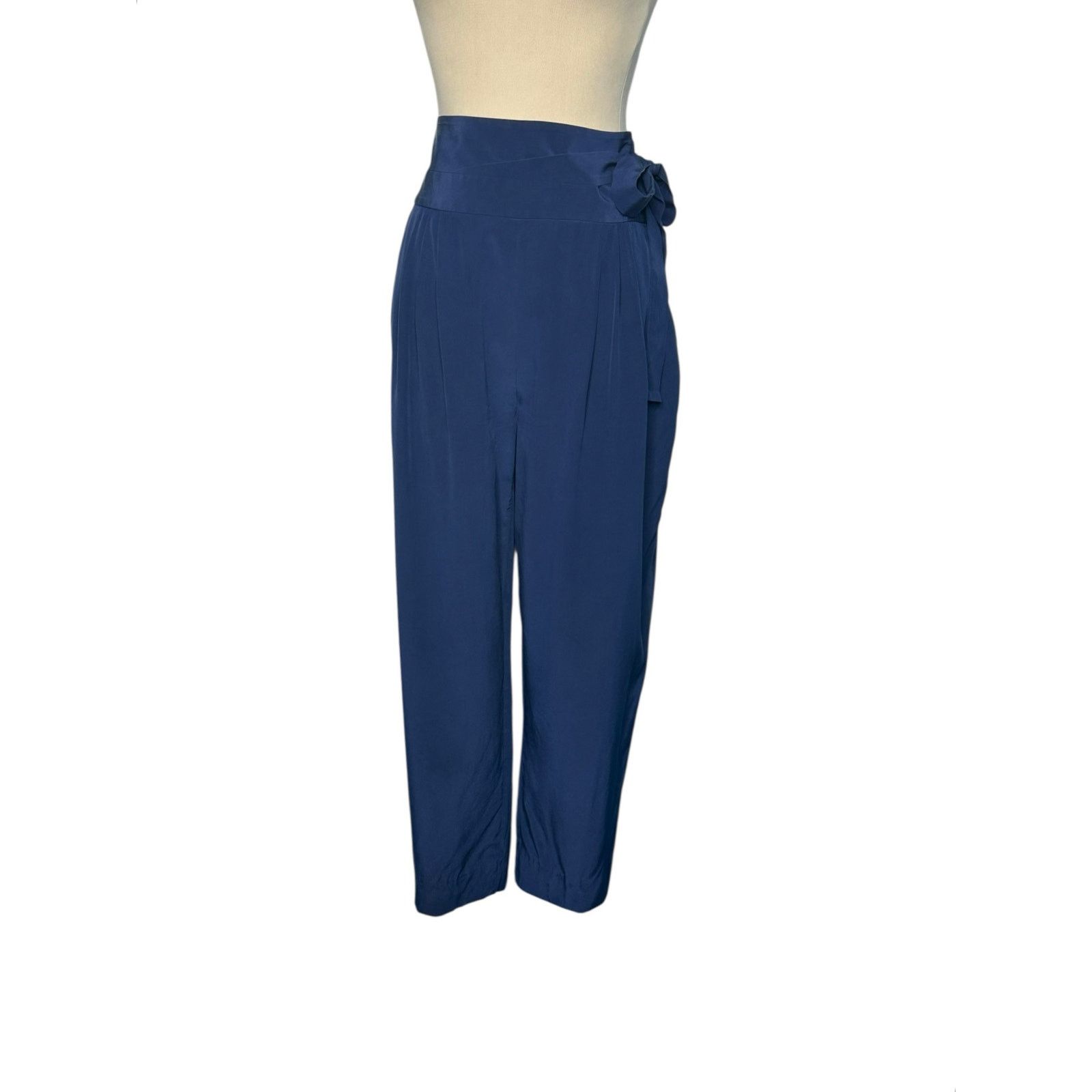 Diane von Furstenberg Diane Von Furstenbert Keaka navy crop pleated pants size 6 Size 28" / US 6 / IT 42 - 10 Thumbnail
