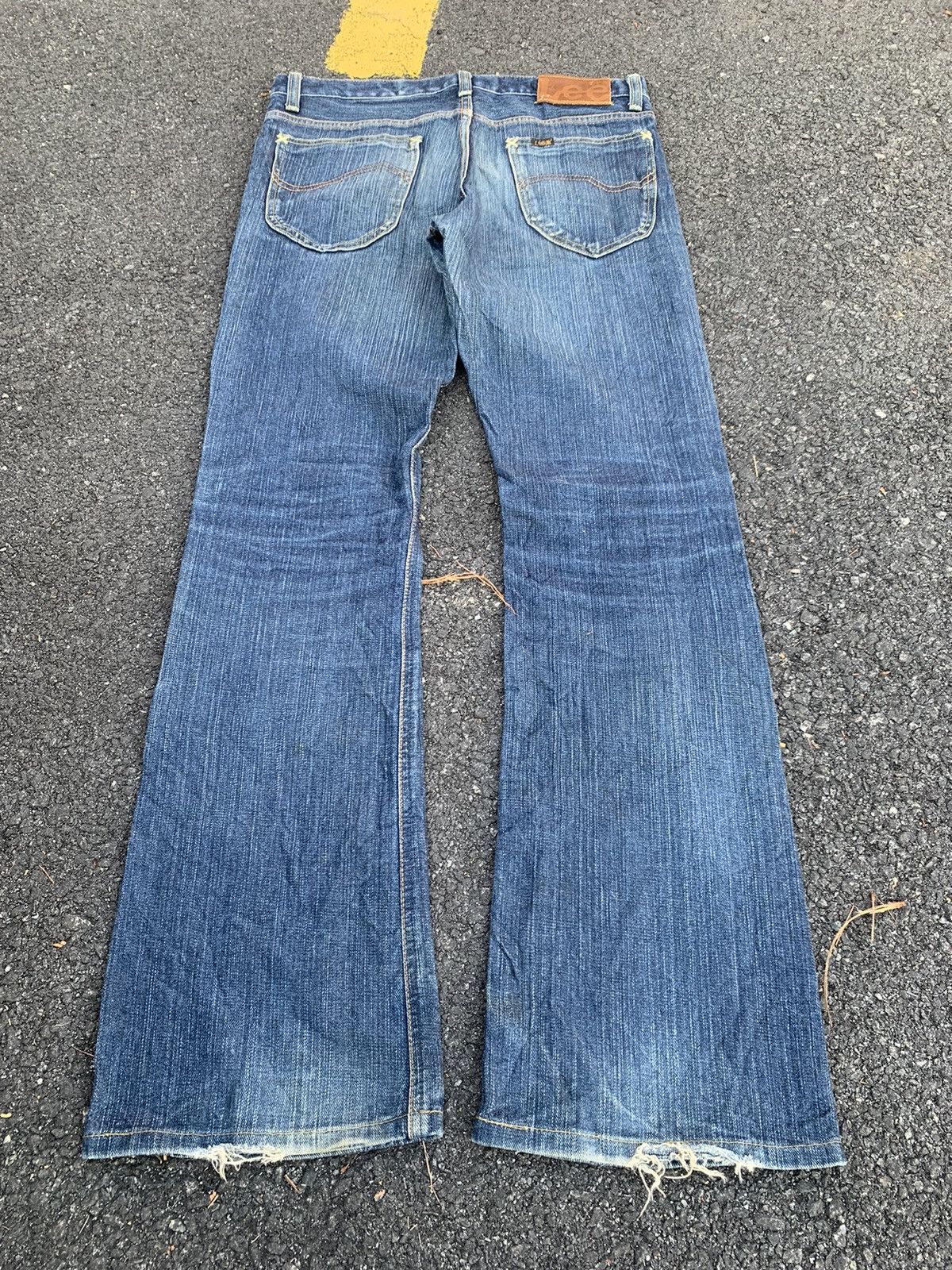Lee Vintage 𝗙𝗟𝗔𝗥𝗘 Lee Riders & faded blue. Size US 32 / EU 48 - 3 Thumbnail