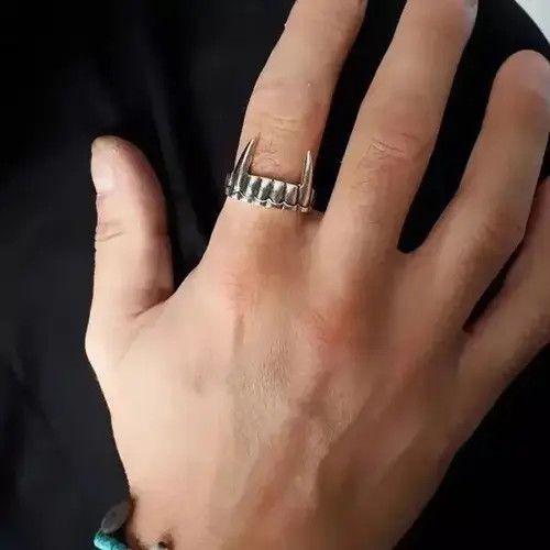Raw State Gothic Punk Style Vampire Ring Size ONE SIZE - 4 Thumbnail