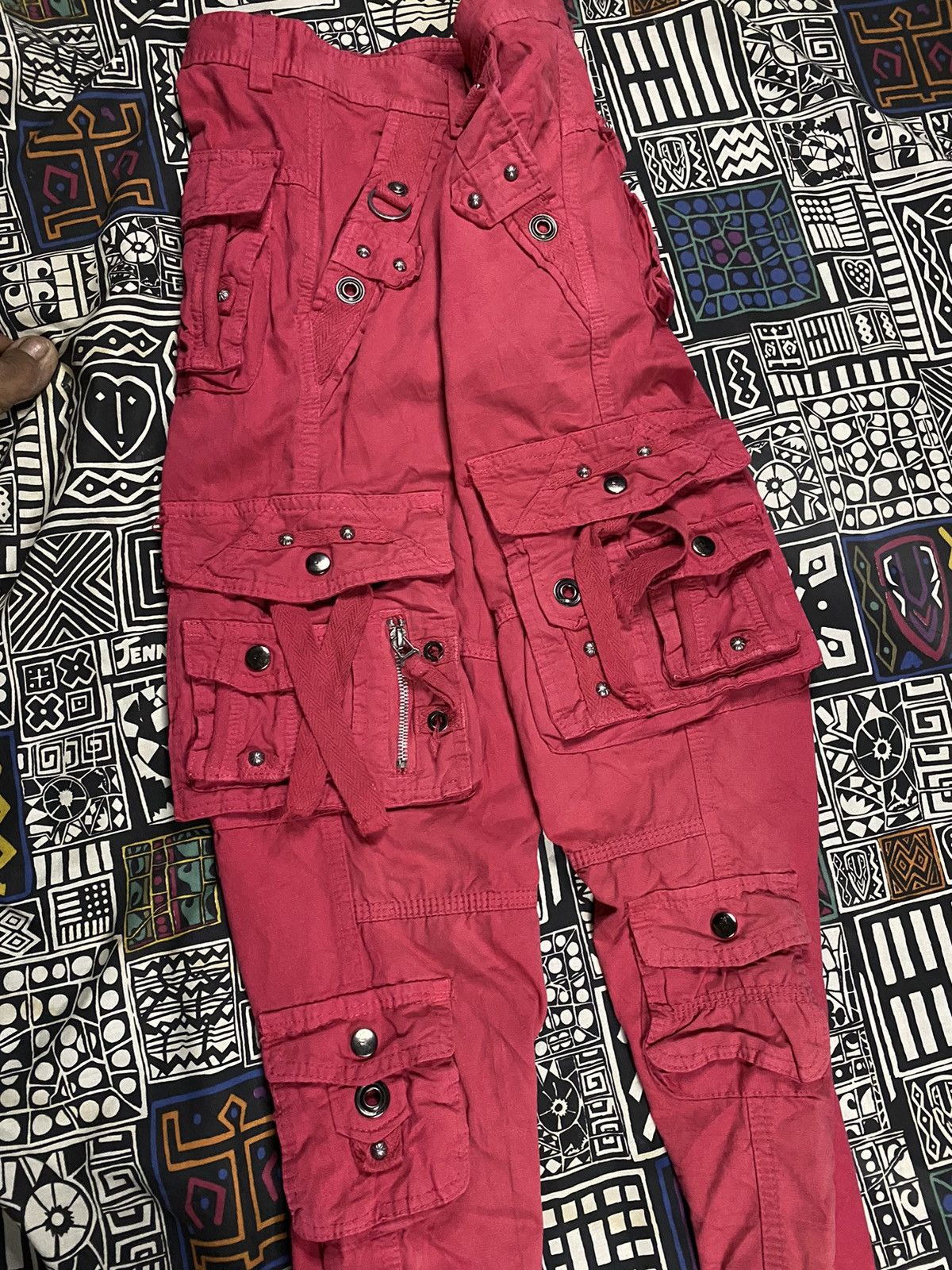 14th Addiction × Japanese Brand × Le Grande Bleu (L.G.B.) Junye Red Disteressed Multipocket Cargo Pants Size US 29 - 9 Thumbnail