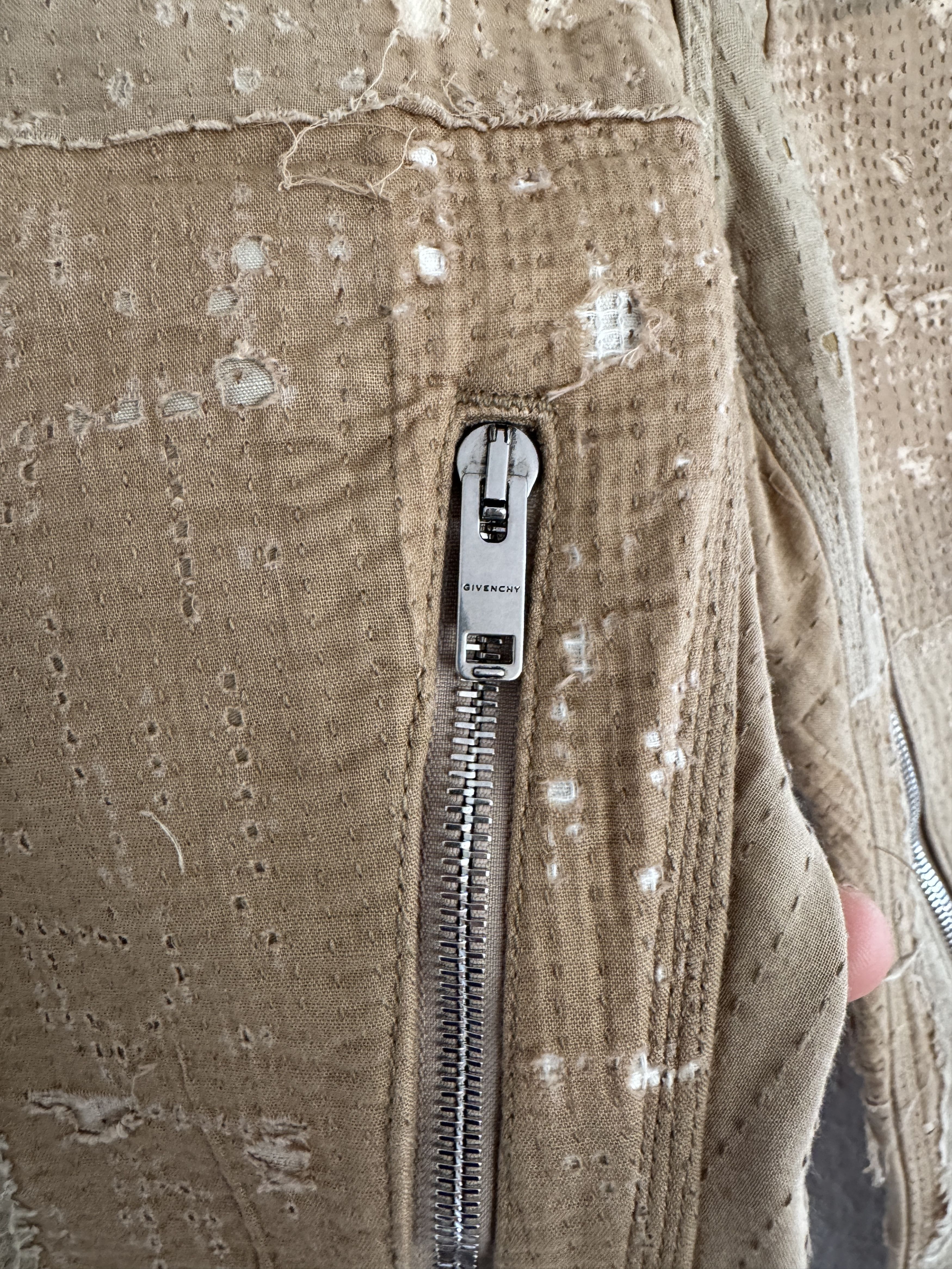 Givenchy Beige Boro Jeans Size US 31 - 8 Thumbnail