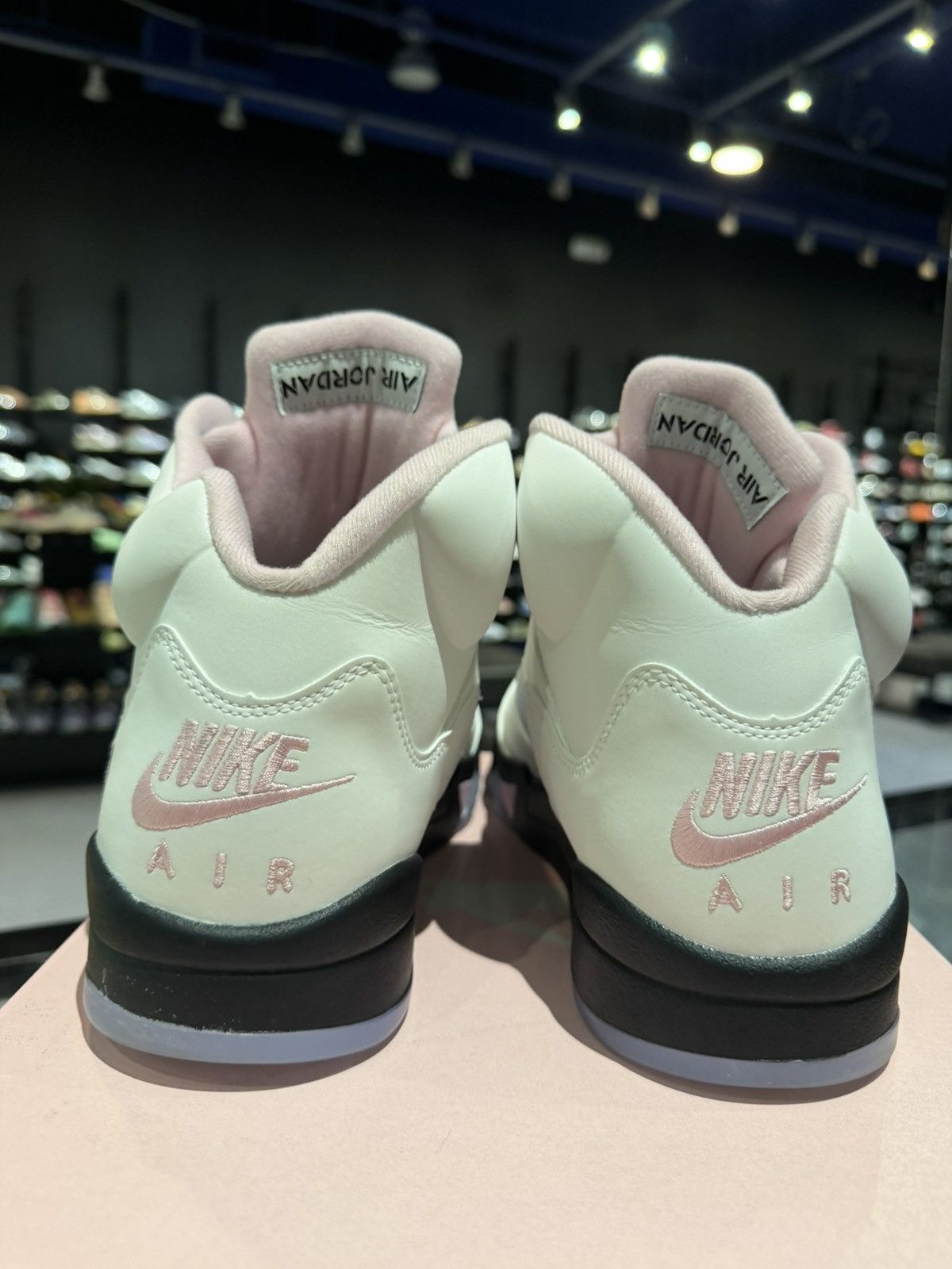 Jordan Brand Size 11.5 - Jordan 5 Medium Soft Pink Size US 11.5 / EU 44-45 - 4 Thumbnail