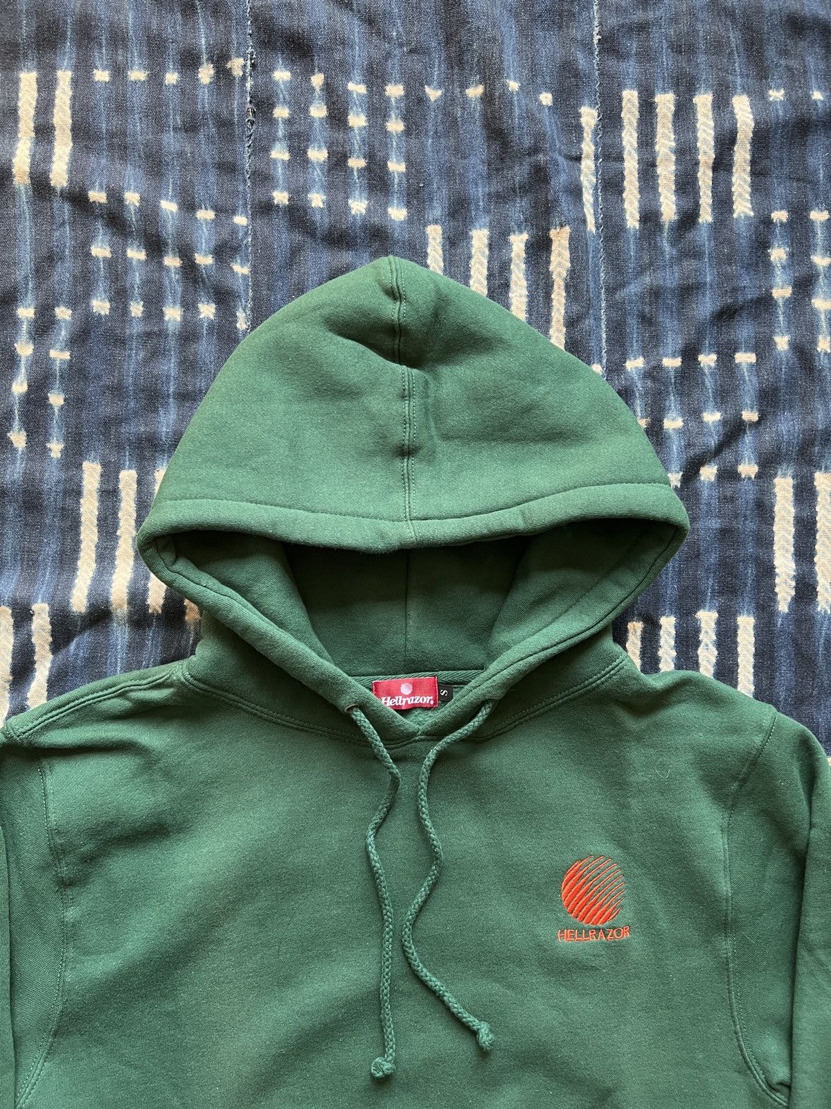 4GSELLER Hellrazor Skateboard Embroidery Logo Hoodie Size US S / EU 44-46 / 1 - 3 Thumbnail