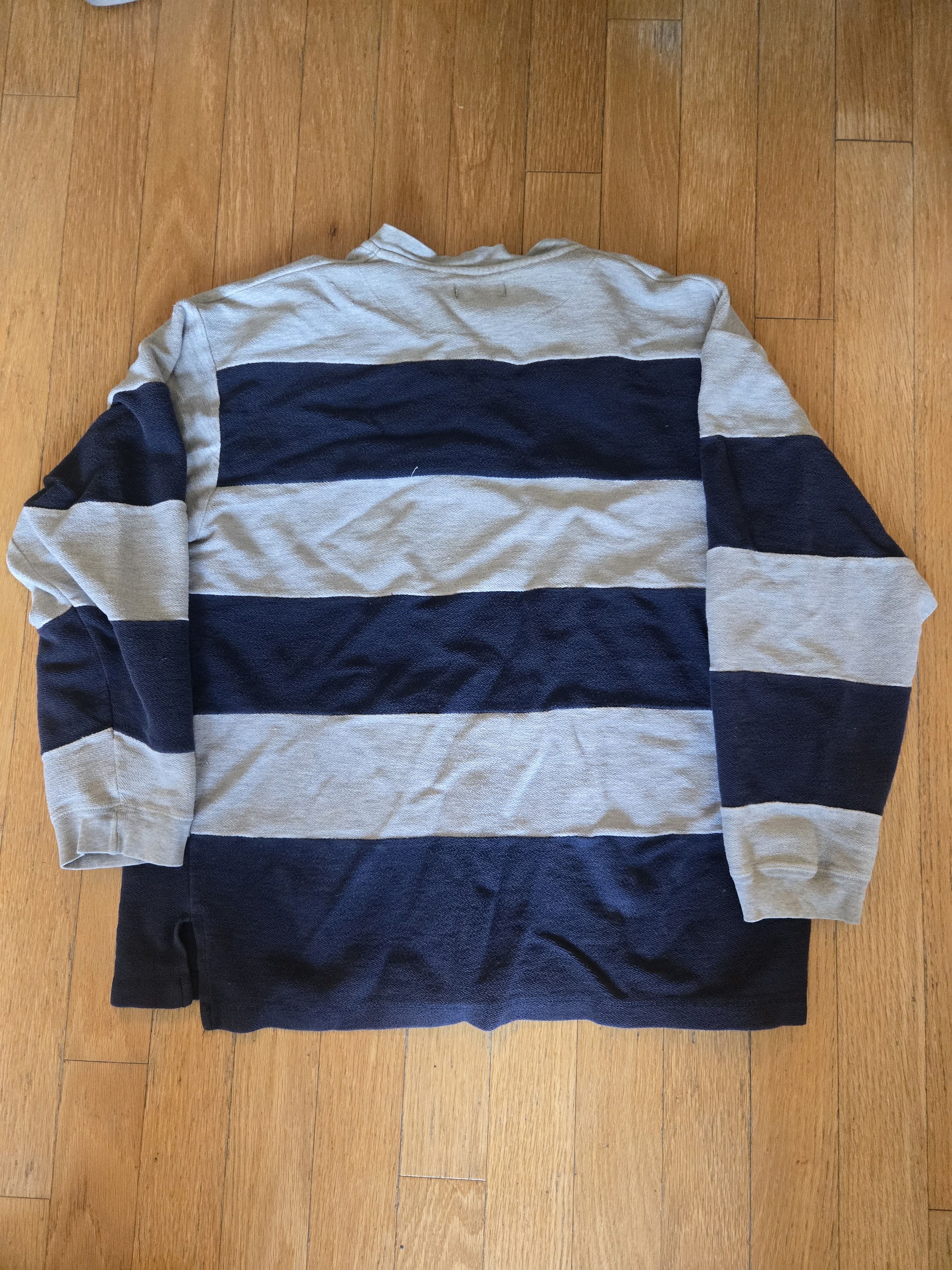 Izod VIntage Izod Mens Henley Shirt Large Navy Gray Rugby Stripe Size US L / EU 52-54 / 3 - 2 Thumbnail