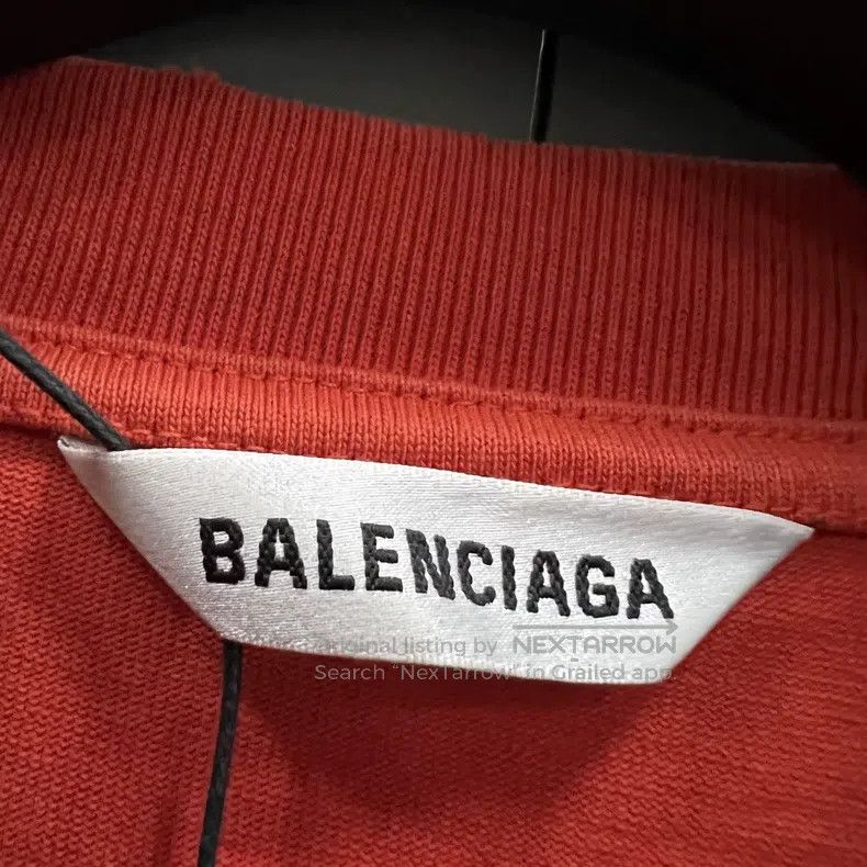 Balenciaga Balenciaga Red Gothic Style Logo Short Sleeve L Size Size US L / EU 52-54 / 3 - 4 Thumbnail