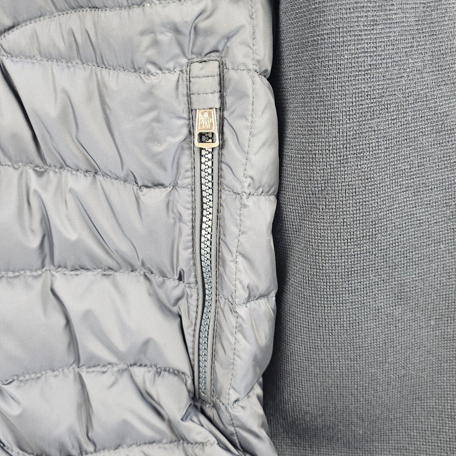 Moncler MONCLER Men's Navy Wool Down Cardigan New S Size US S / EU 44-46 / 1 - 5 Thumbnail
