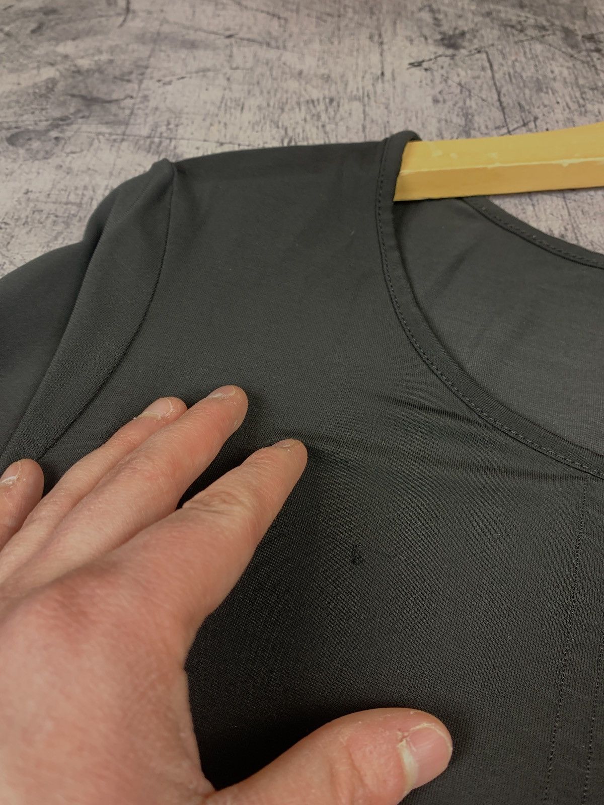 Burberry Designer Burberry London Black Long Sleeve T-Shirt Size M Size M / US 6-8 / IT 42-44 - 7 Thumbnail