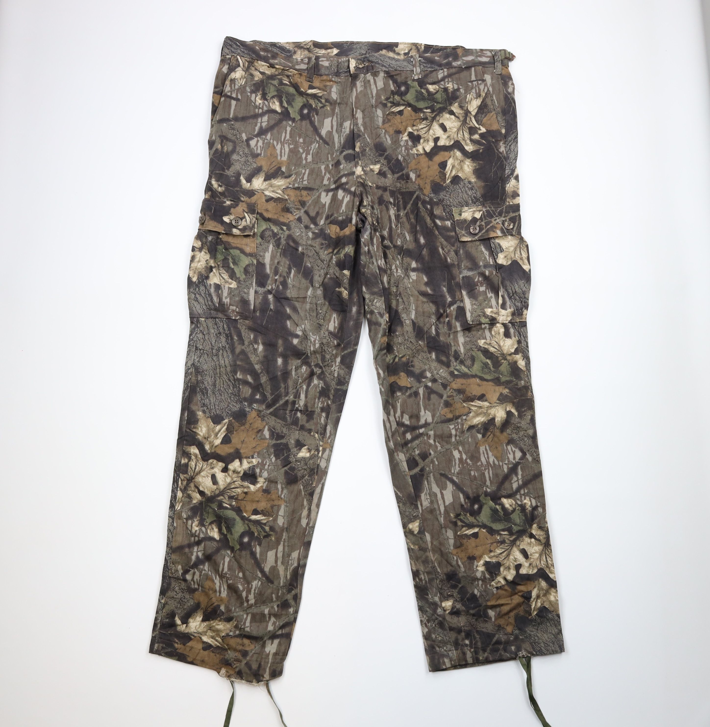 Image of Vintage 90's Mossy Oak Camouflage Wide Leg Cargo Pants Usa, Men's (Size 40)