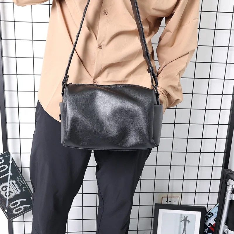 Japanese Brand Casual Shoulder Messenger Size ONE SIZE - 1 Thumbnail