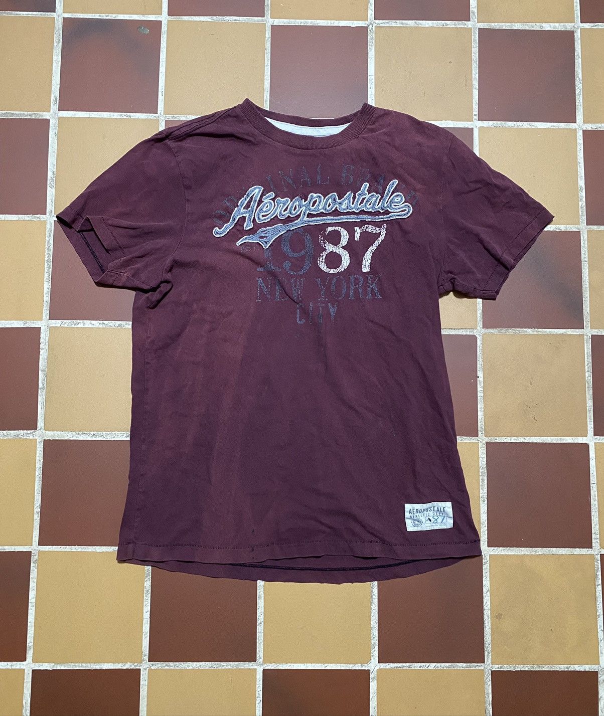 Aeropostale Vintage Y2k Aeropostale Shirt Single Stitch Size US L / EU 52-54 / 3 - 1 Thumbnail