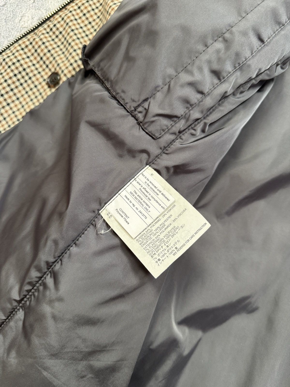 Prada Prada vintage women light jacket with red tab Size M / US 6-8 / IT 42-44 - 15 Thumbnail