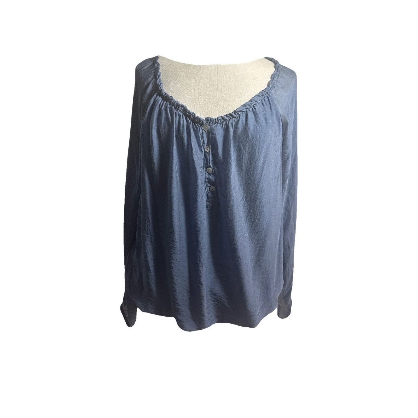 Other Blue Silk Long Sleeve Top with Pearlized Buttons Size L / US 10 / IT 46 - 1 Thumbnail