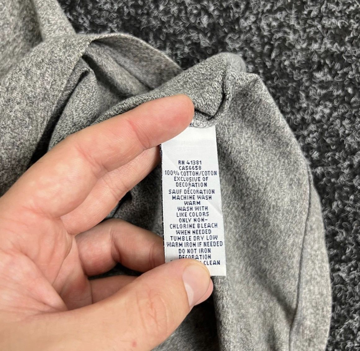 Polo Ralph Lauren Polo raloh lauren v neck t-shirt gray old money luxury Size US L / EU 52-54 / 3 - 3 Thumbnail