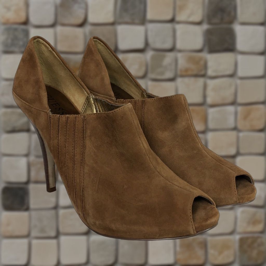 Guess GUESS Peep Toe Pump Womens 8 Camel Brown Suede 4 1/2” Heel Elastic Panels Pump Stiletto Shoes Size US 8 / IT 38 - 1 Thumbnail