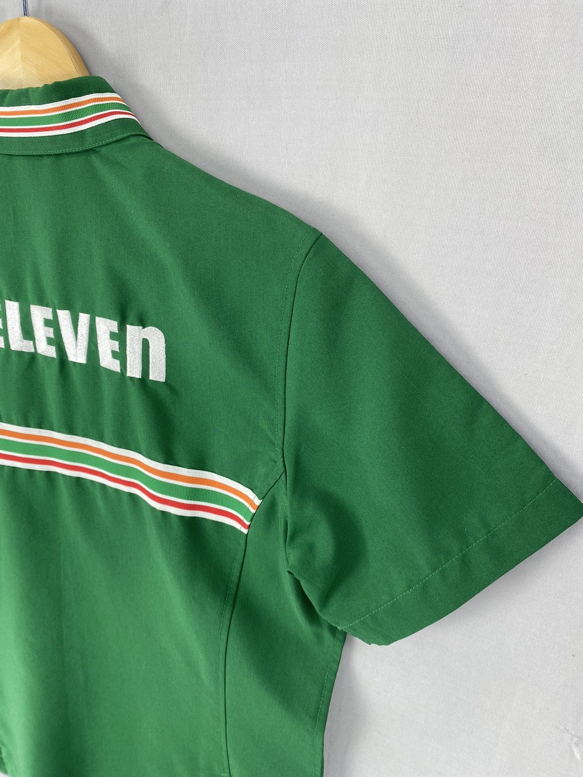 Japanese Brand Vintage Y2k 7-Eleven Embroidered Logo Worker Shirt Size US S / EU 44-46 / 1 - 2 Thumbnail