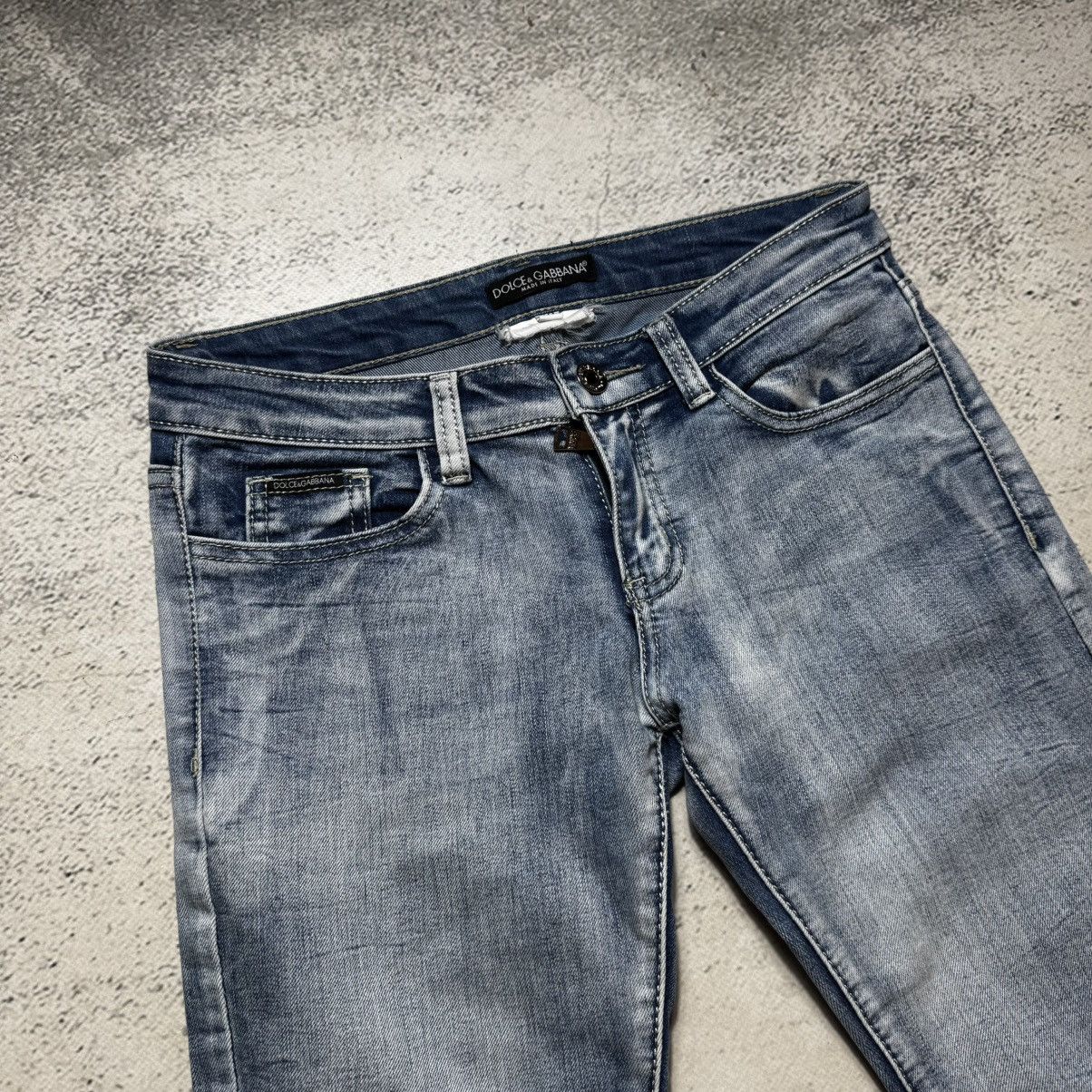 Dolce & Gabbana luxury dolce gabbana faded jeans with big logo rare Size 27" / US 4 / IT 40 - 11 Thumbnail