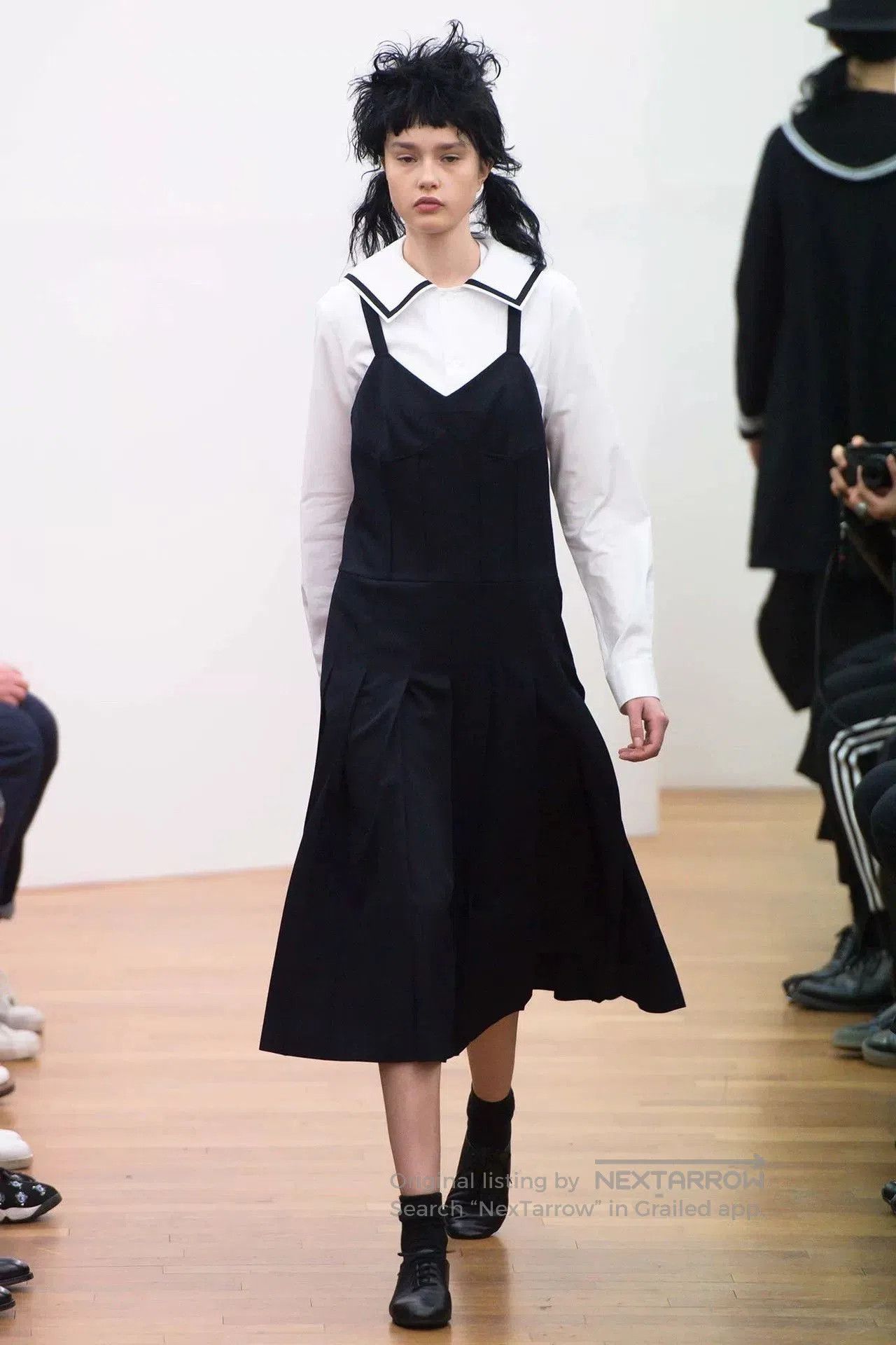 CDG by Comme des Garcons White Black Collar Long Sleeve T. Size S / US 4 / IT 40 - 1 Thumbnail