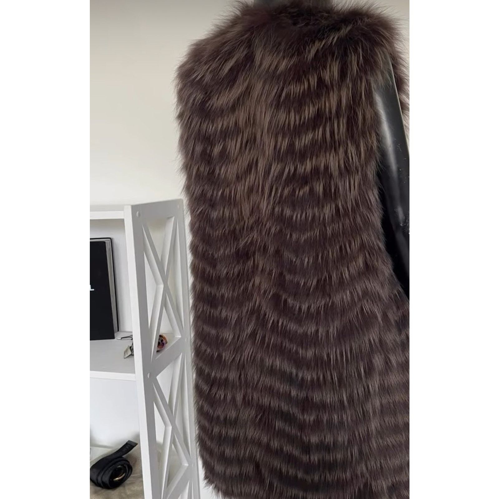 Dior Christian Dior Sleeveless Fox Fur Coat Size 38 - Excellent Size S / US 4 / IT 40 - 4 Thumbnail