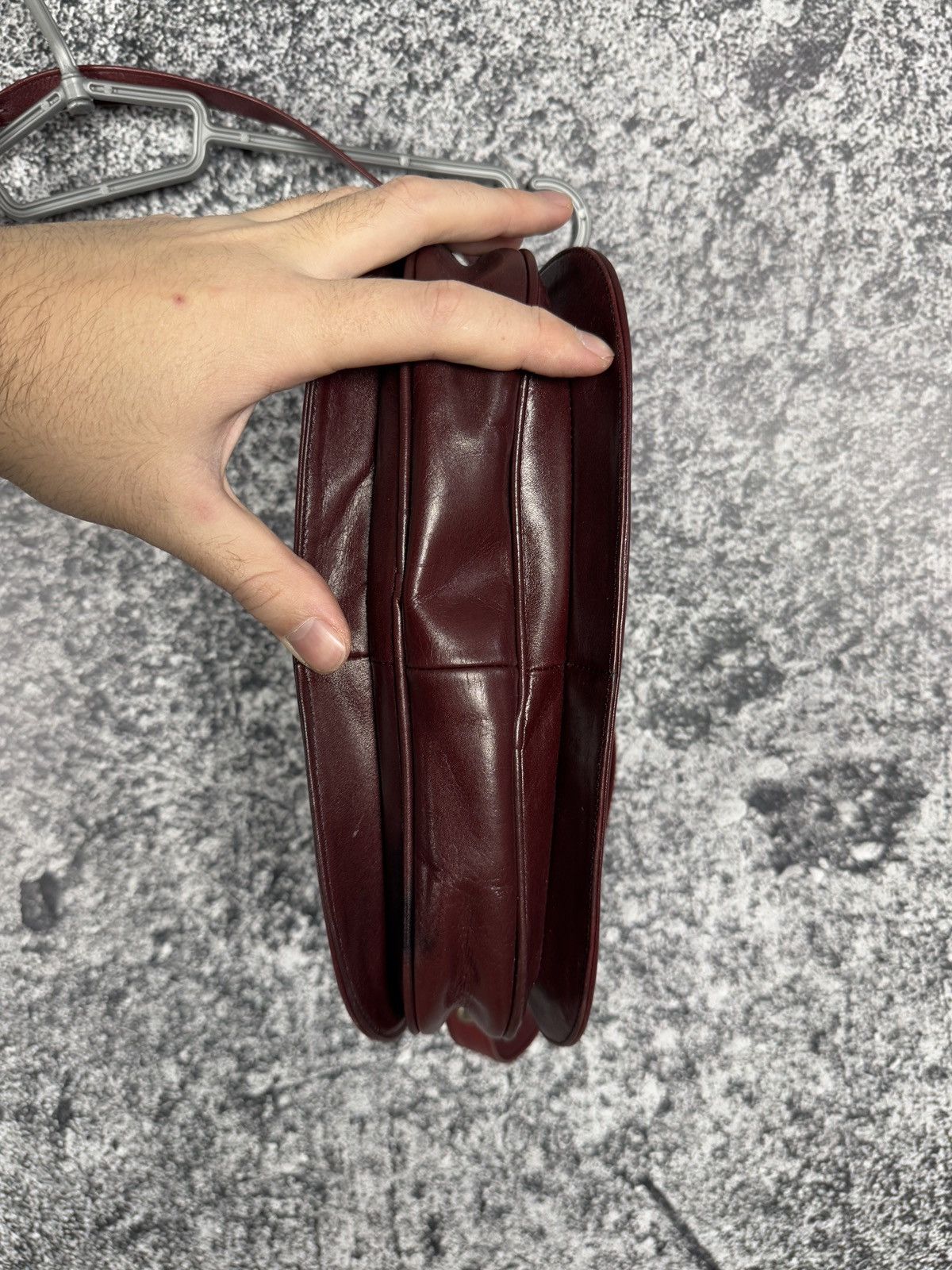 Vintage Vintage Fiocchi Italy Burgundy Leather Smooth Crossbody Bag Size ONE SIZE - 6 Thumbnail