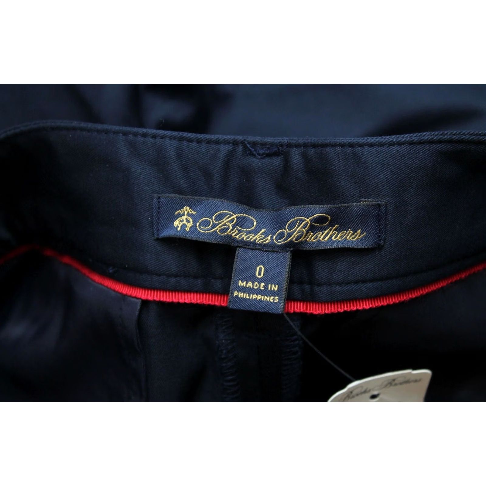 Brooks Brothers Brooks Brothers Shorts Bermuda Zip Fly Dark Blue Women UK 6 Bermuda Shorts Dark Blue Womens Brooks Brothers Shorts UK6 Zip Fly Bermuda Pink? Size 28" / US 6 / IT 42 - 5 Thumbnail