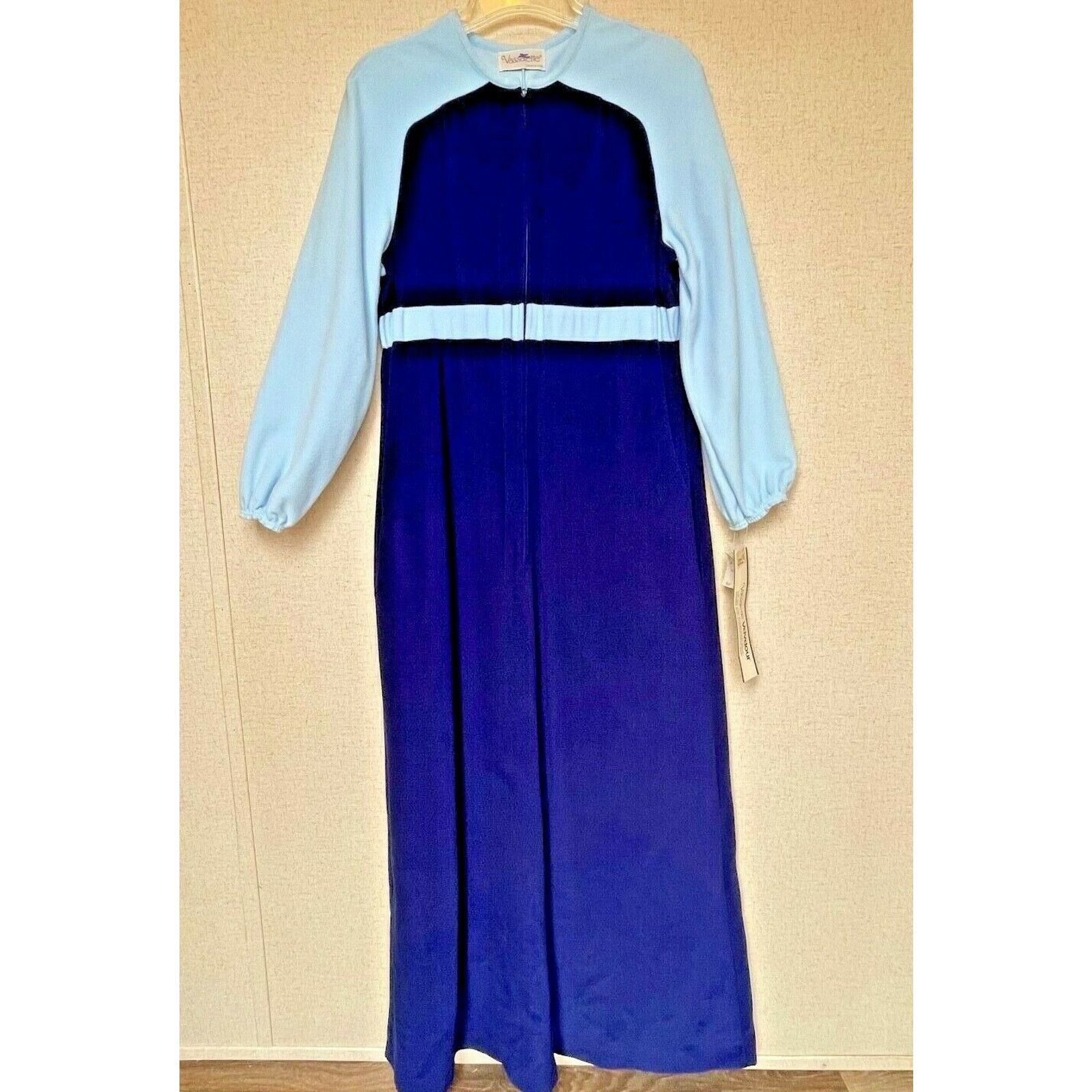 Other Vtg Vassarette Velvelour Junior13 House Robe BLUE Made USA Size M / US 6-8 / IT 42-44 - 1 Thumbnail