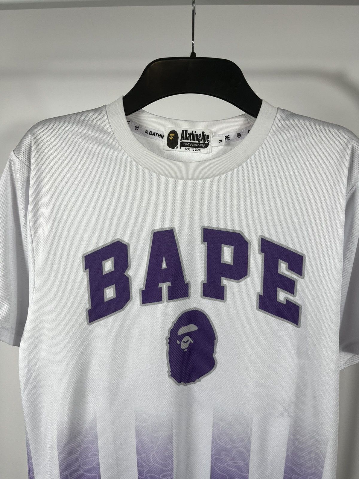 Bape BAPE A Bathing Ape White Purple Gradient Jersey Tee Size S Size US S / EU 44-46 / 1 - 3 Thumbnail