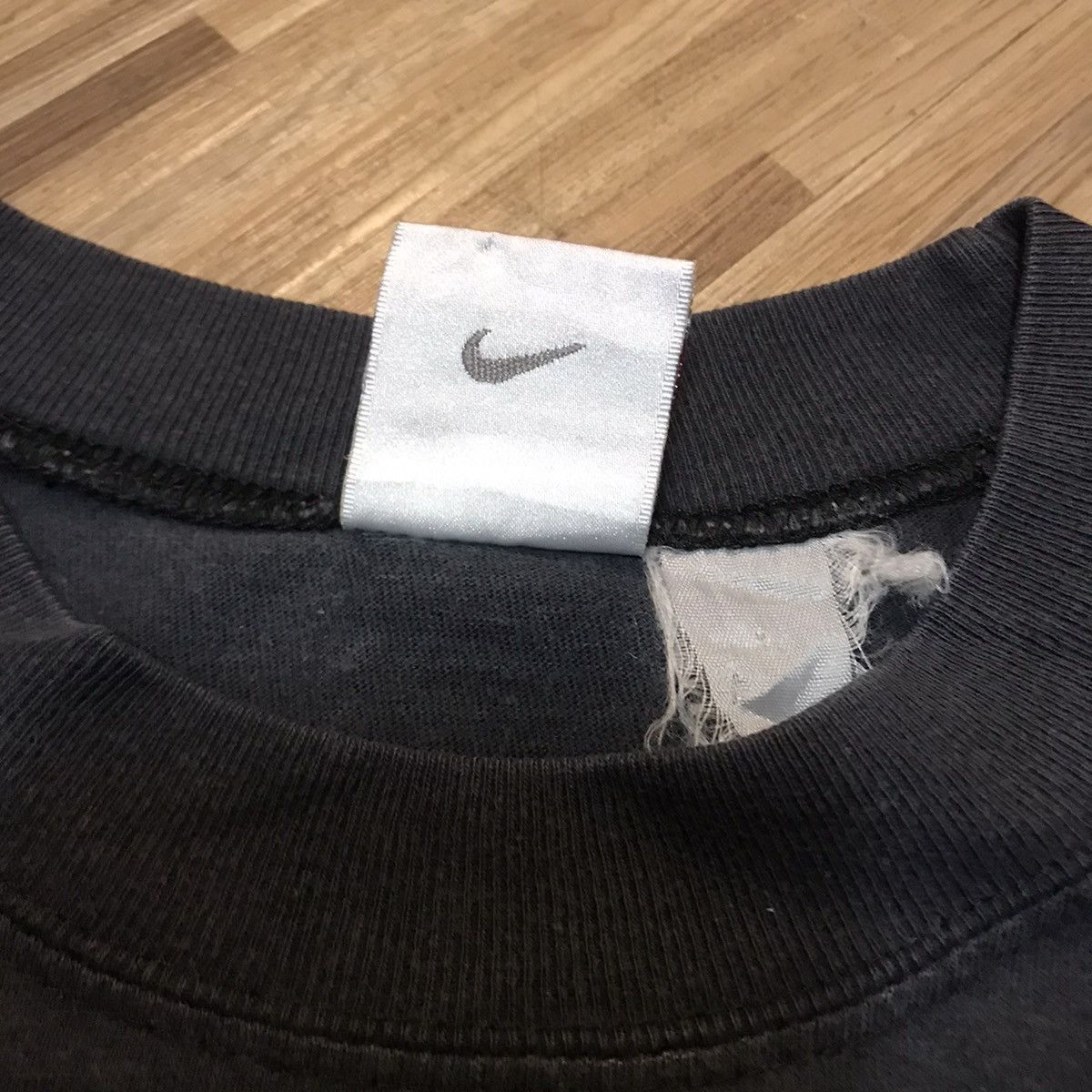 Nike × Vintage VINTAGE NIKE AIR 90s RARE TEE Size US L / EU 52-54 / 3 - 5 Thumbnail
