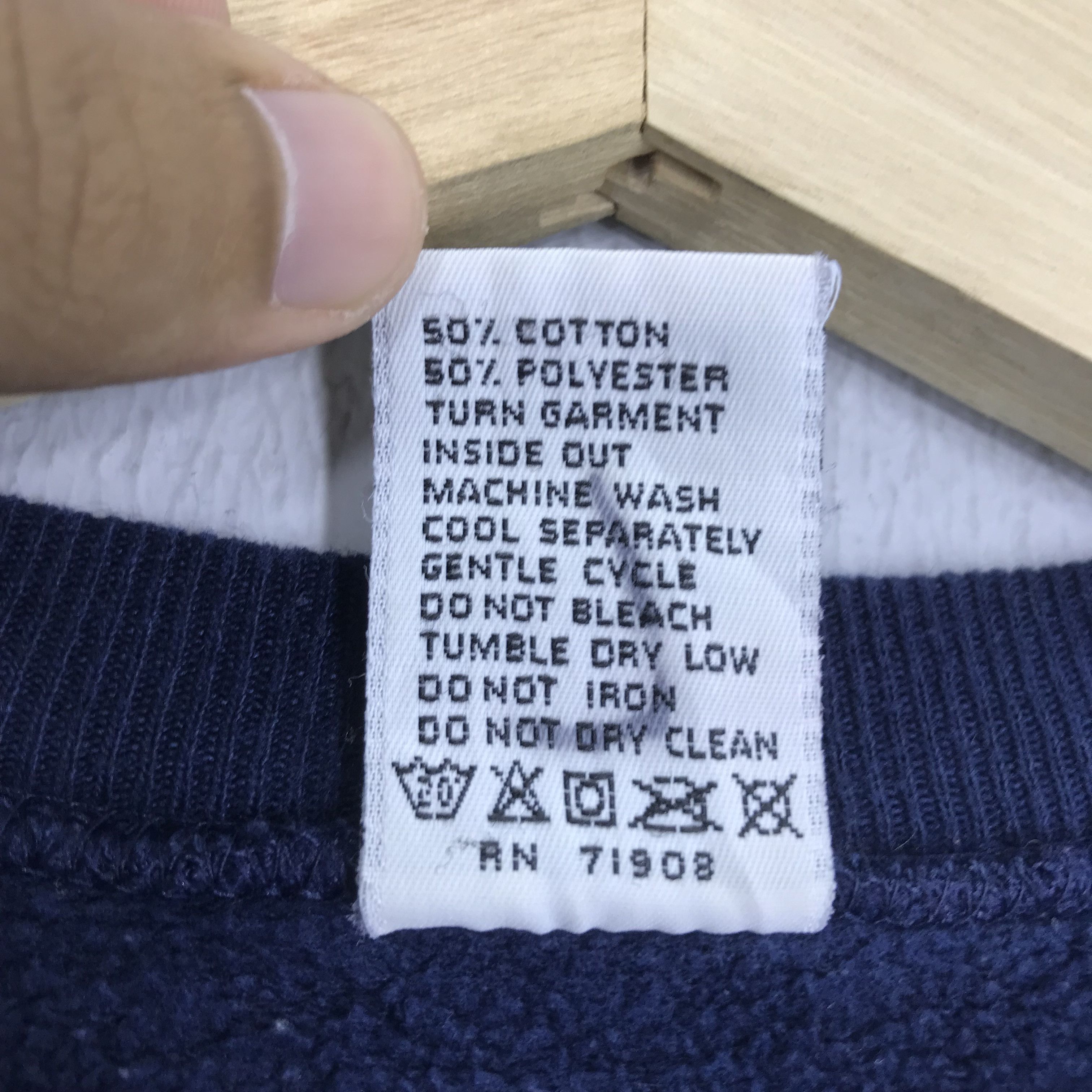 Japanese Brand Vintage 90s Notre Dame Sweatshirt - 56 Size US S / EU 44-46 / 1 - 11 Thumbnail