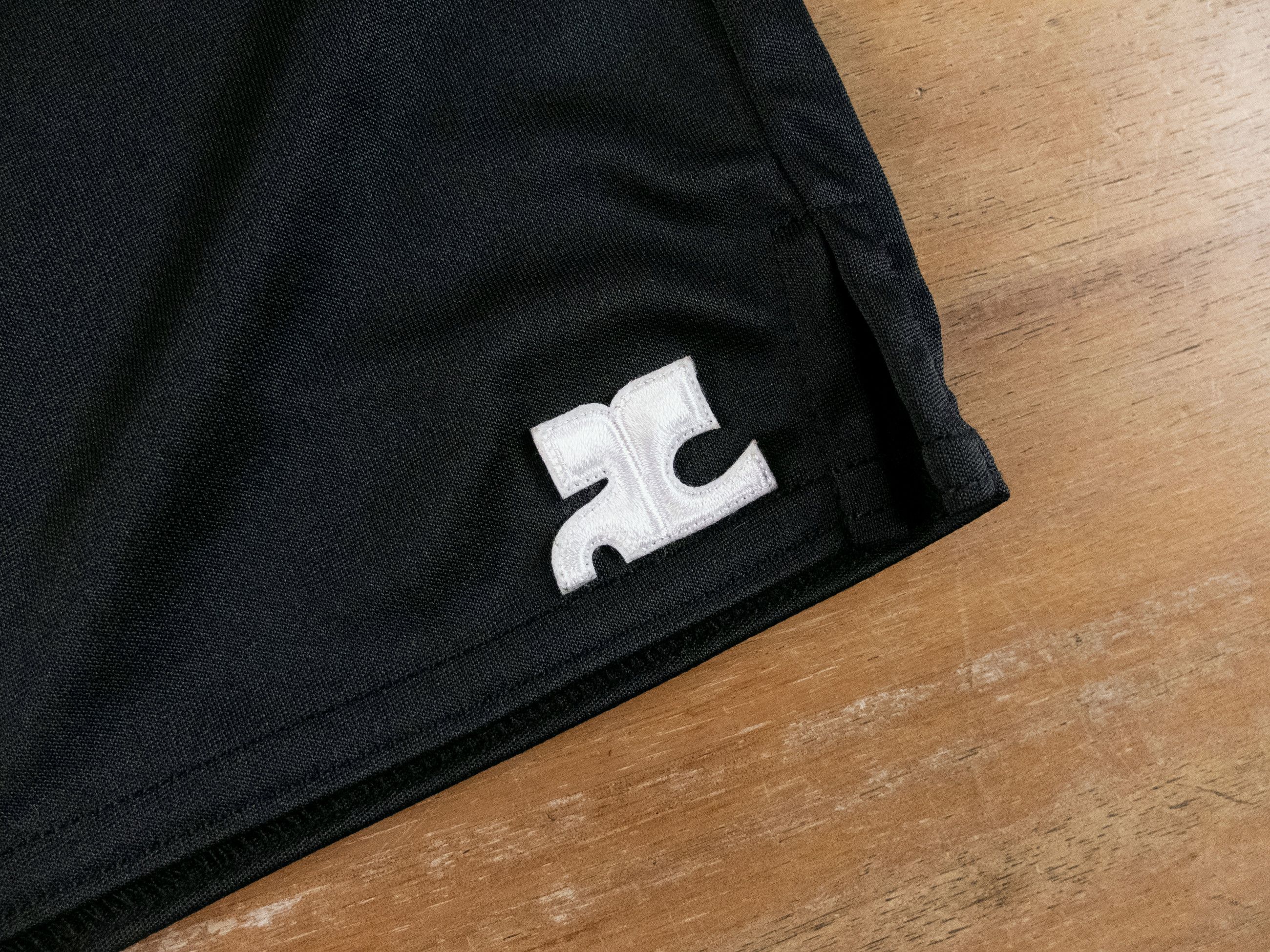 Courreges COURREGES black lycra nylon football soccer shorts XL Size US 36 / EU 52 - 4 Thumbnail