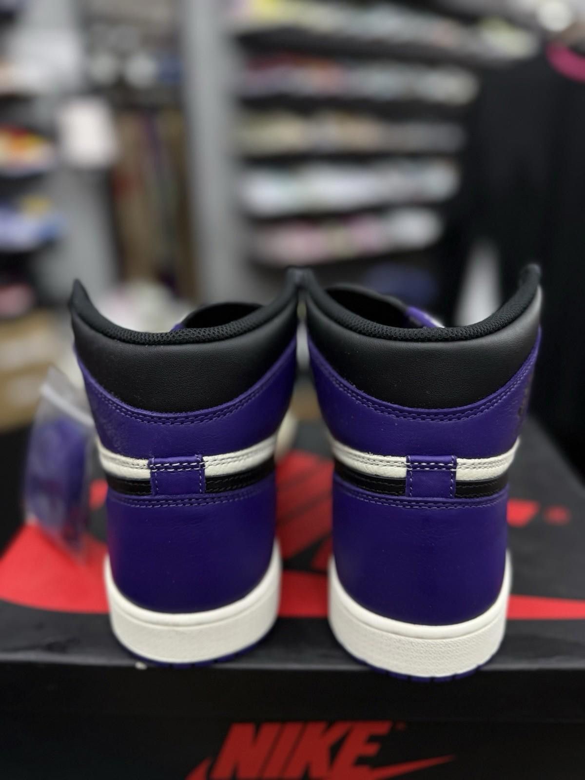 Jordan Brand Size 10 - Air Jordan 1 Retro High OG Court Purple (2018) NEW Size US 10 / EU 43 - 7 Thumbnail
