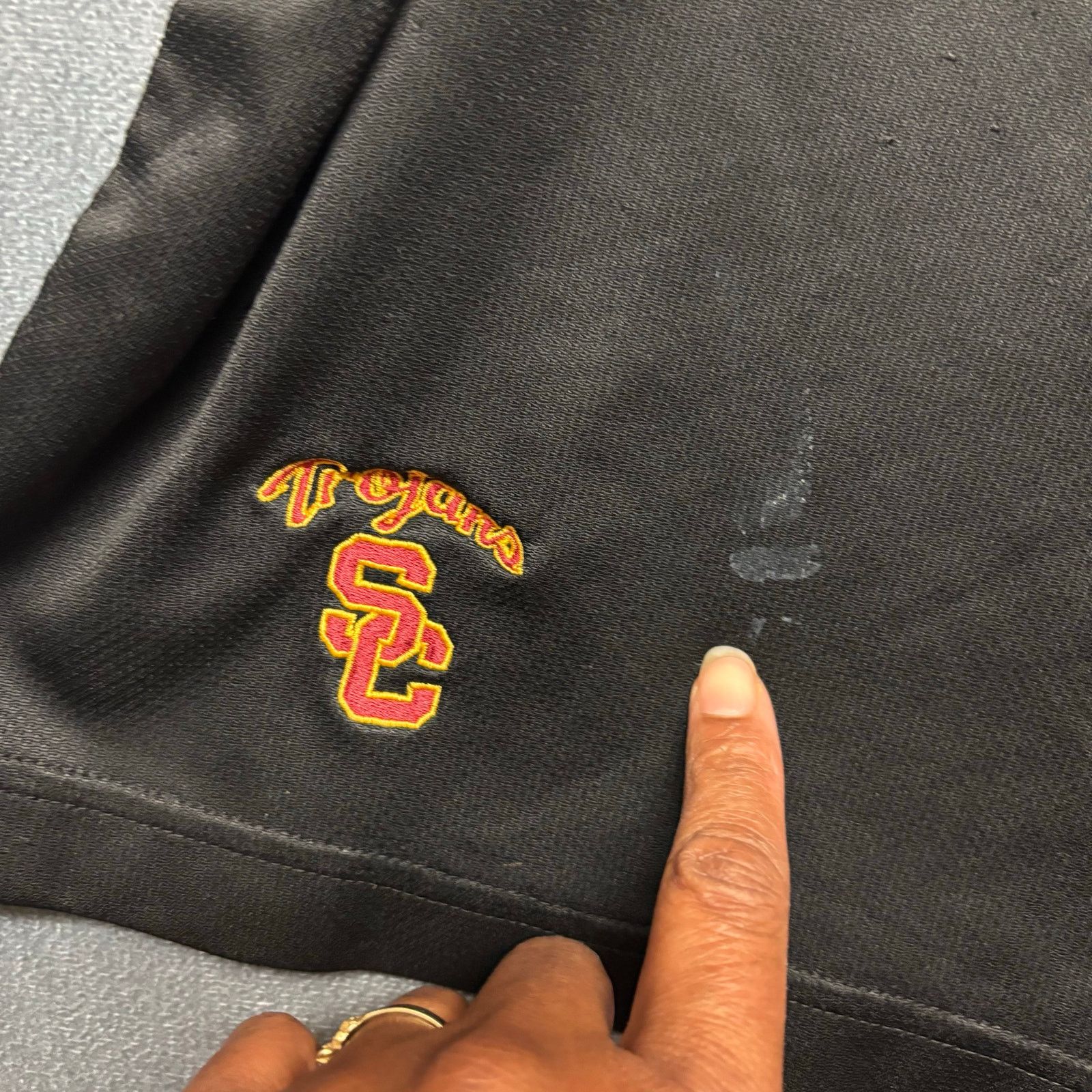 Nike VTG USC Trojans Nike Team Basketball Shorts Athletic Size US 40 / EU 56 - 6 Thumbnail