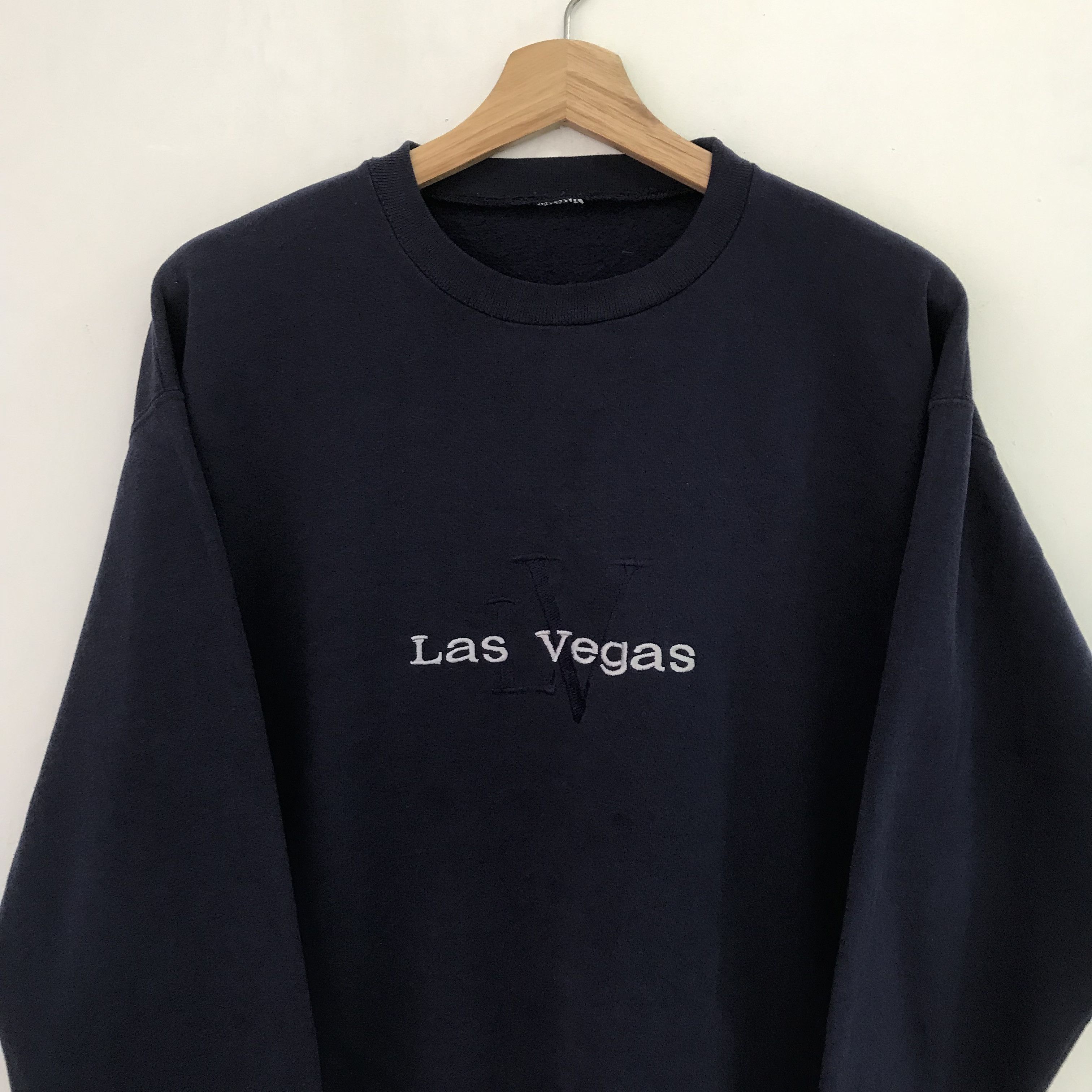 Vintage Vintage Las Vegas Blue Sweatshirt Medium - 272 Size US M / EU 48-50 / 2 - 6 Thumbnail