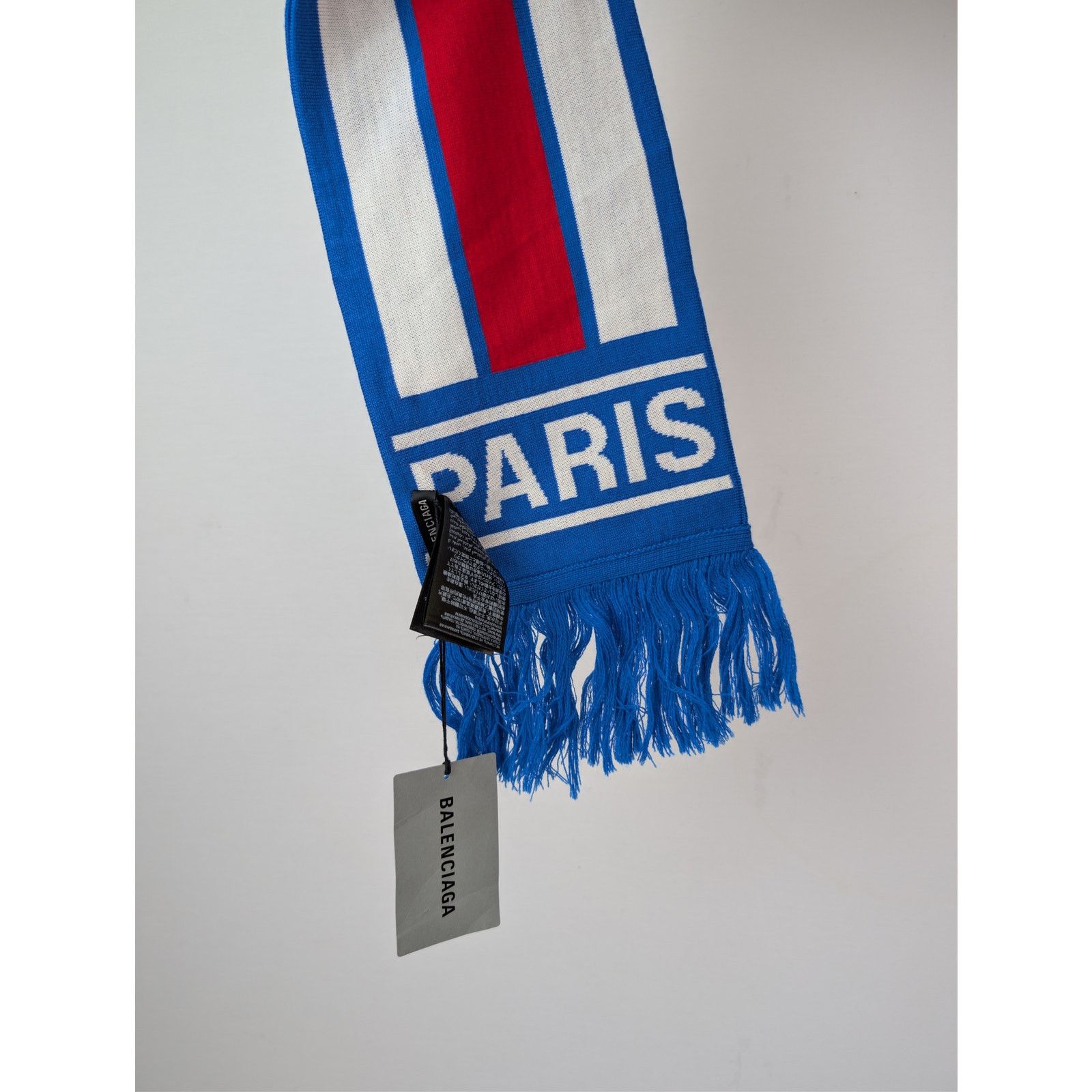 Balenciaga o1rshd1 Size: OS / Q:2 / Football Scarf in Blue/Multicolor Size ONE SIZE - 5 Thumbnail