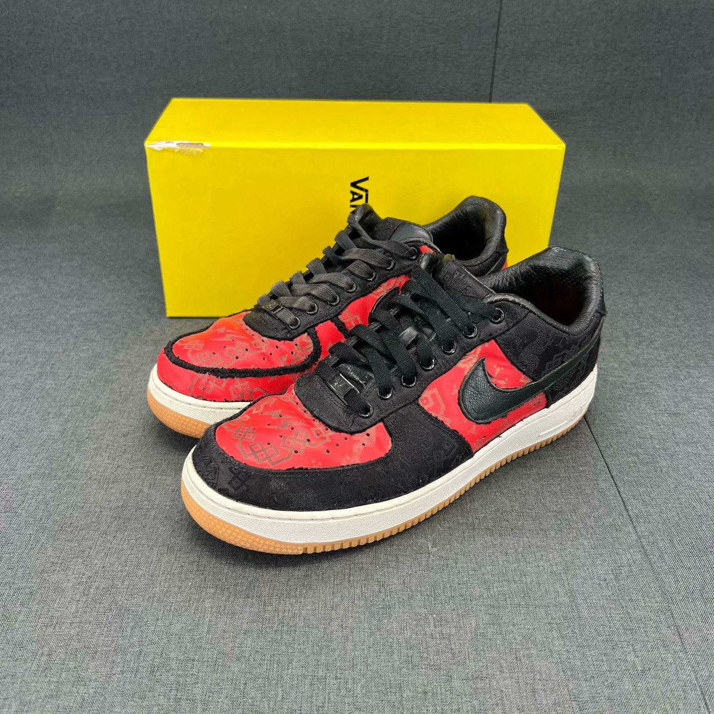 Nike Nike AF1 Black Lowtop Sneakers 43 Men Size US 10 / EU 43 - 1 Thumbnail