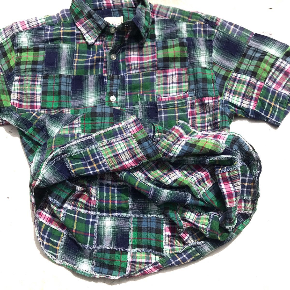 Beams Plus Vintage Beams Patchwork madrass military Shirt Union green Size US M / EU 48-50 / 2 - 5 Thumbnail