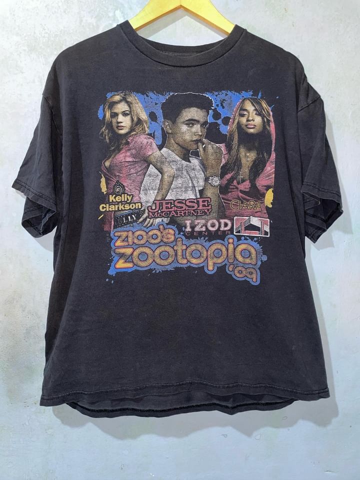 Band Tees × Rap Tees Zootopia Band Tee Kelly Clarkson Jesse Clara Black Eyed Peas Size US L / EU 52-54 / 3 - 1 Thumbnail