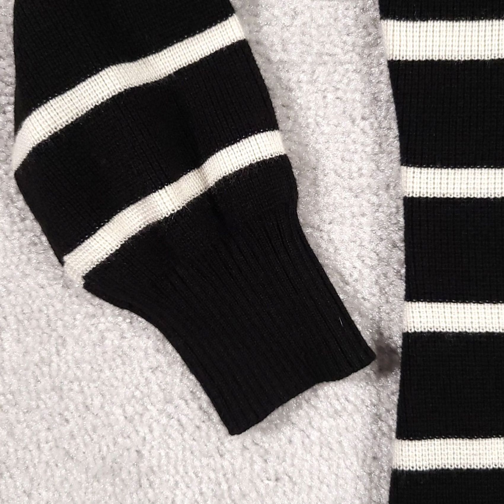 Calvin Klein Calvin Klein Sweater Dress PS Striped Black Knit 3/4 Sleeve Women Small Petite Knitted Knee Length Multicolor Striped Calf? Size S / US 4 / IT 40 - 4 Thumbnail