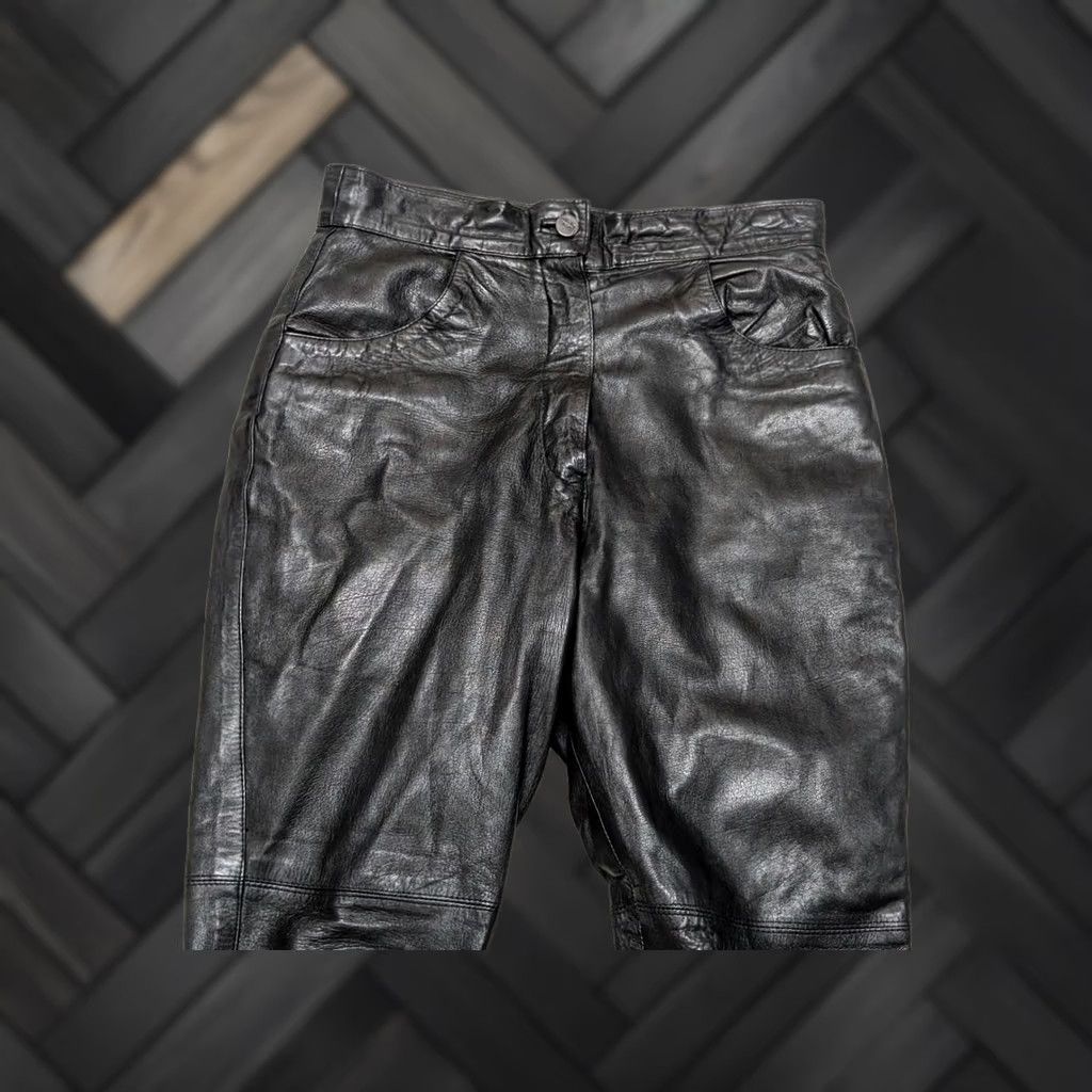 Lee VINTAGE Lee Black Leather Pants 28x26 High Rise Women's Pants 1990s Motorcycle Fashion Size 28" / US 6 / IT 42 - 1 Thumbnail
