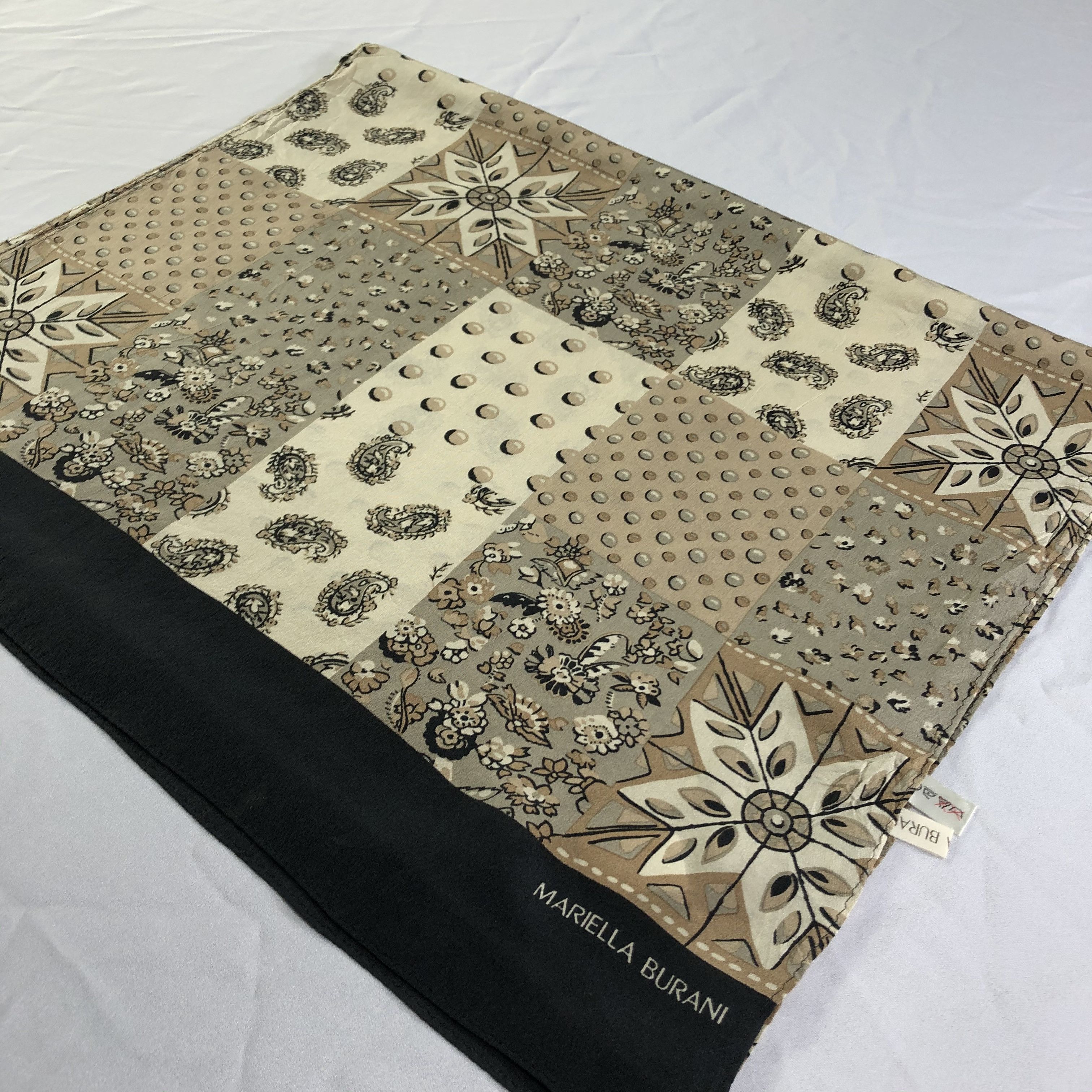 Vintage Vintage Mariella Burani Silk Scarf Size ONE SIZE - 3 Thumbnail