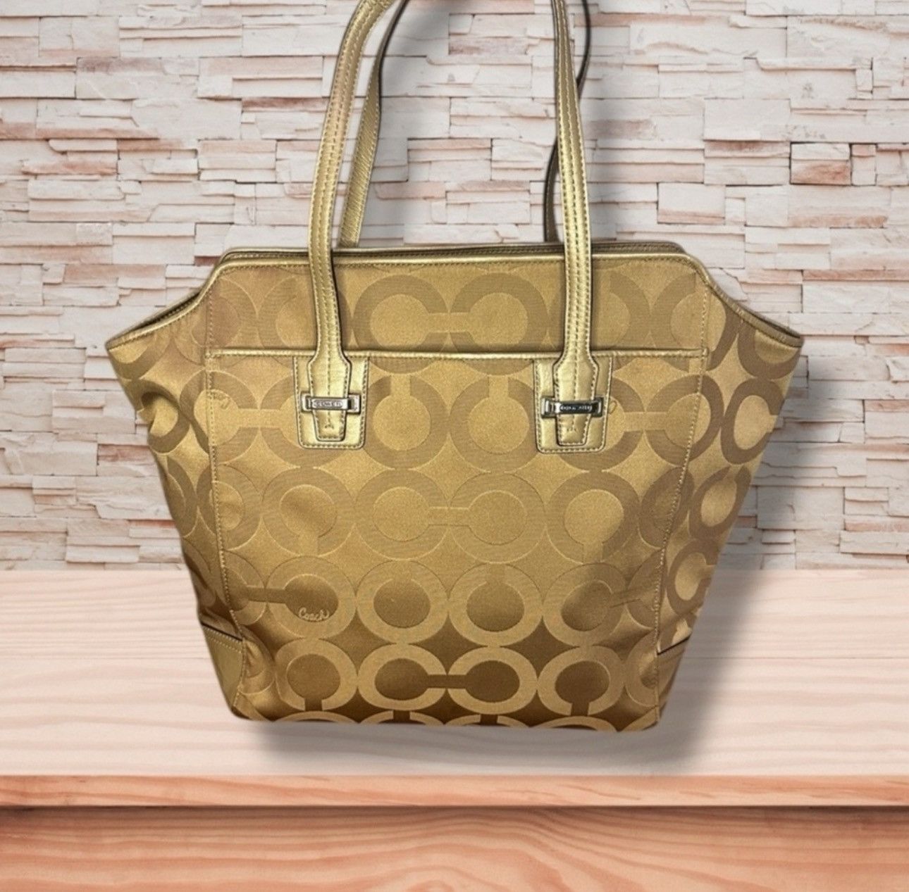Coach Coach Taylor Op Art Signature Tote – Gold Monogram Size ONE SIZE - 2 Thumbnail
