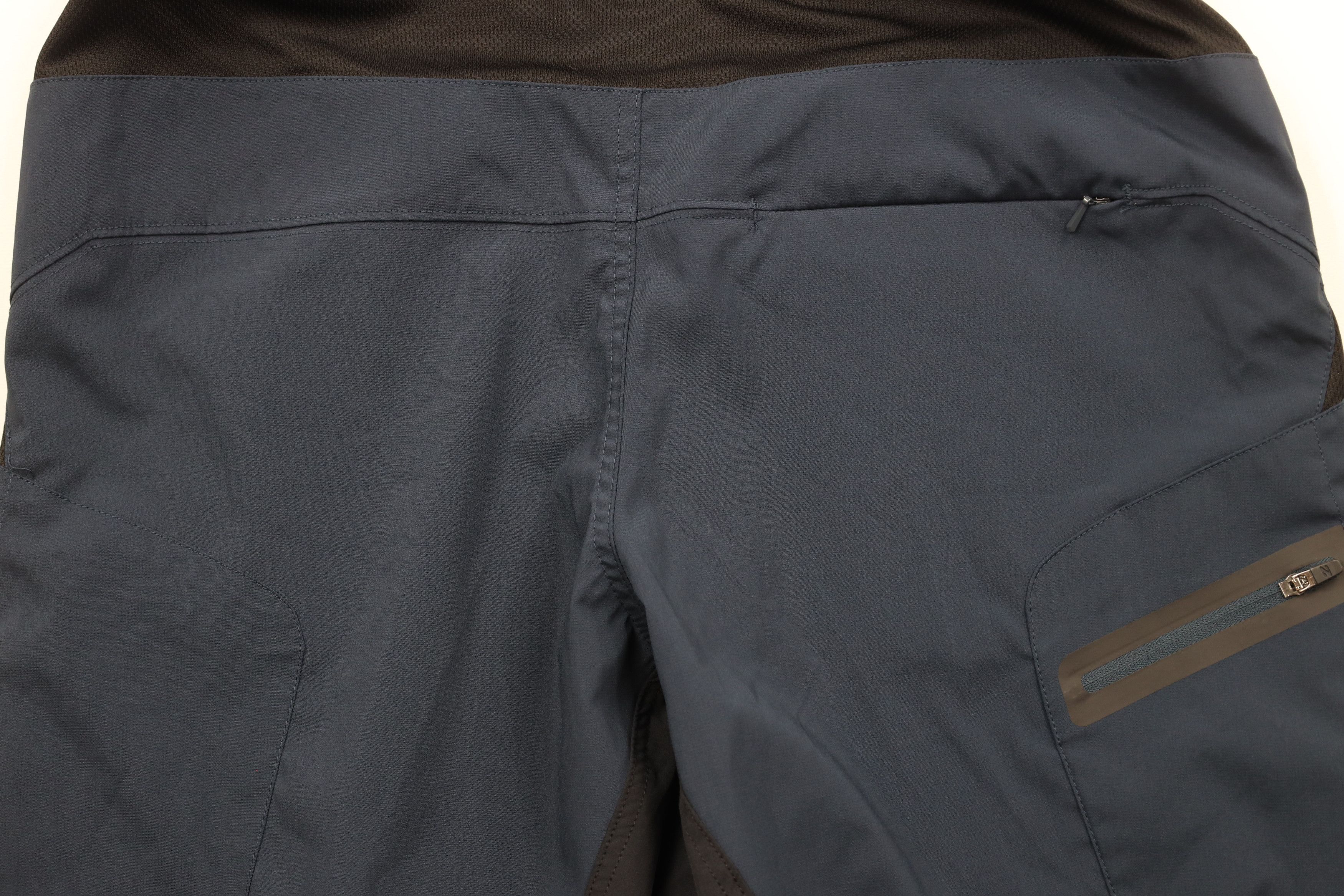 Vintage Zoic Stretch 9" Ether Bicycle Cycling Cargo Shorts Navy Blue Size US 34 / EU 50 - 12 Thumbnail