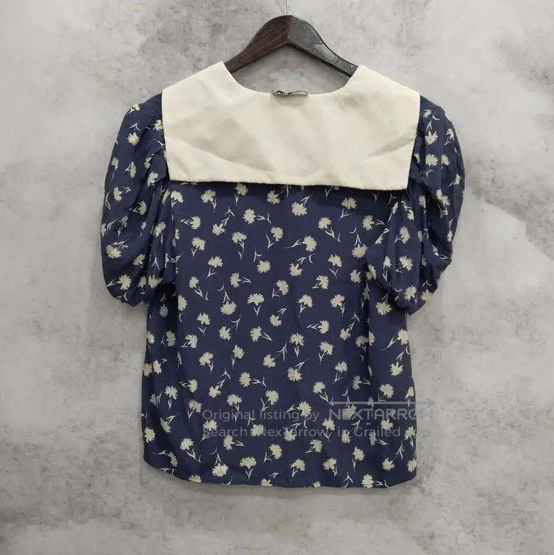 Miu Miu Miu Miu Summer Navy Floral Silk Blouse . Size L / US 10 / IT 46 - 2 Thumbnail