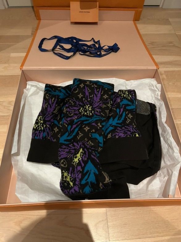 Louis Vuitton Monogram thistle zip through jacket Size US M / EU 48-50 / 2 - 8 Thumbnail