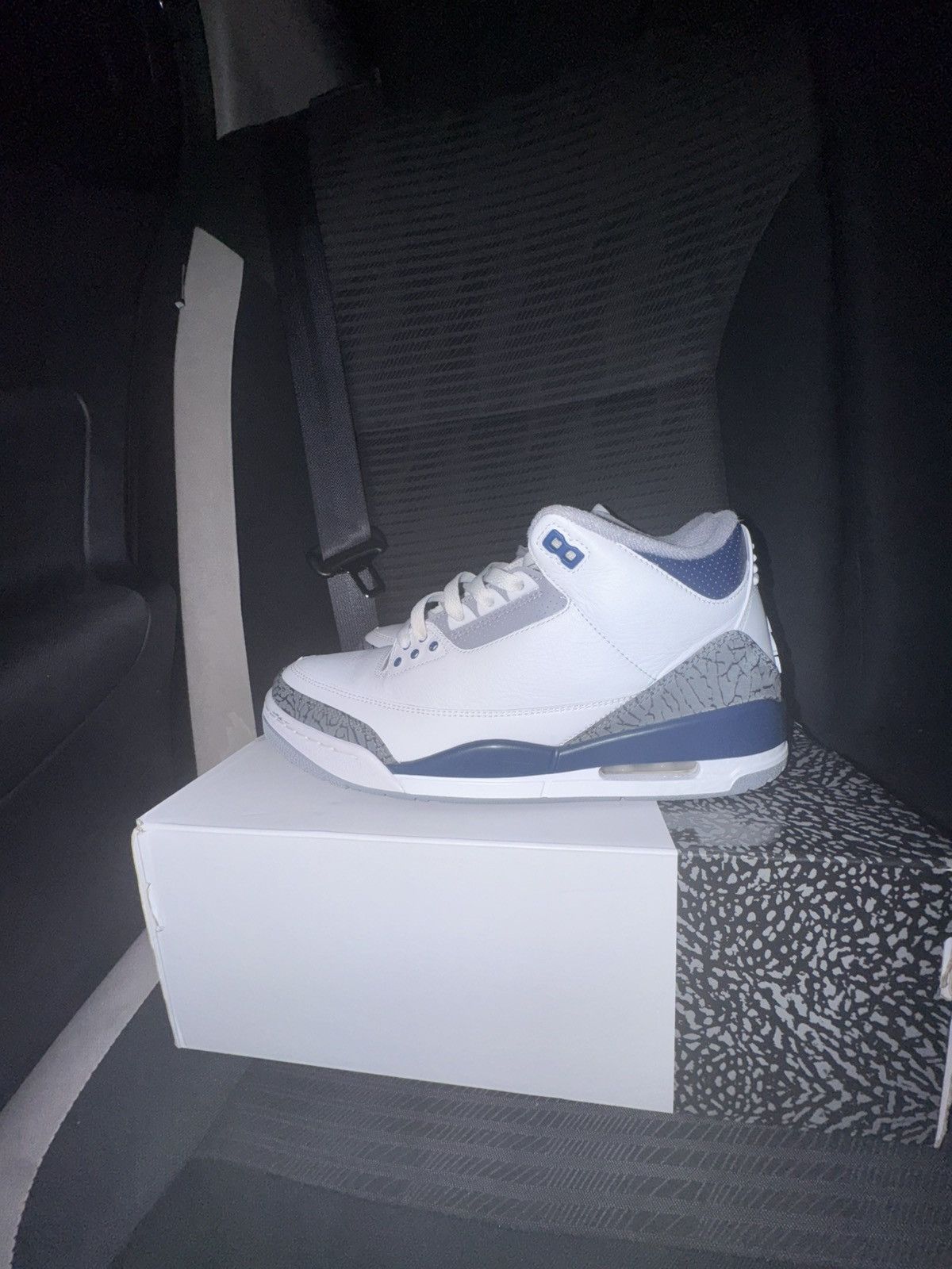 Jordan Brand Jordan 3 Midnight Navy Size US 9 / EU 42 - 1 Thumbnail