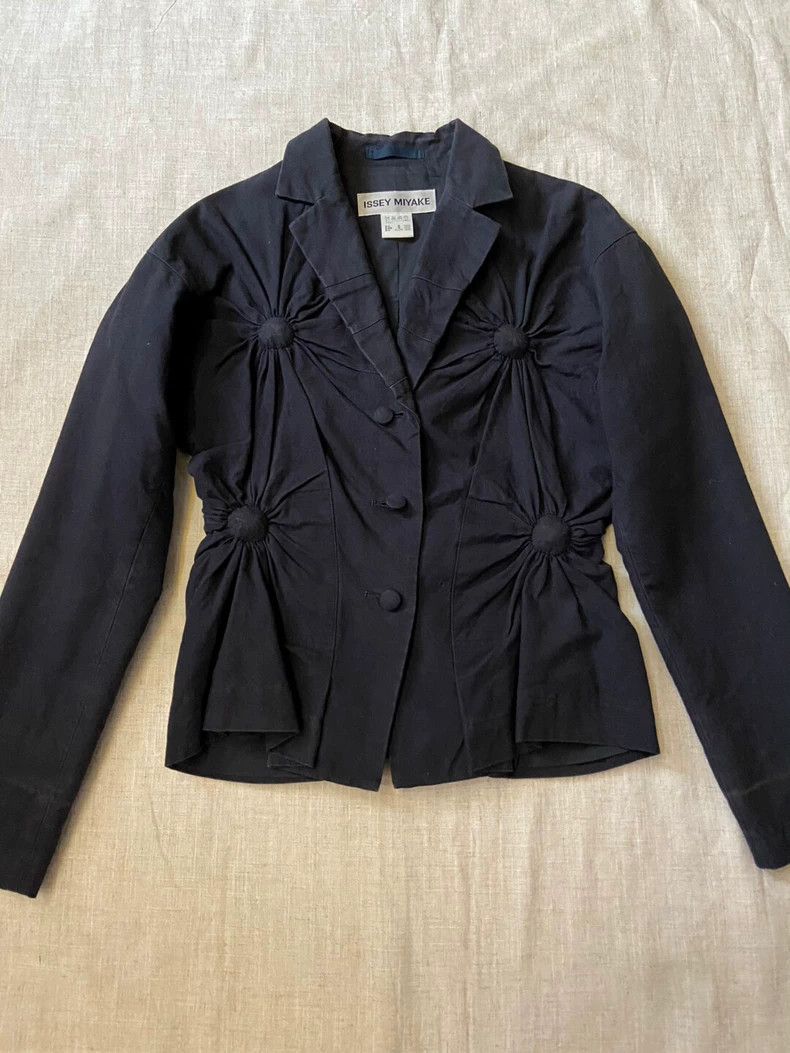 Issey Miyake Issey Miyake Three-dimensional flower coat Size M / US 6-8 / IT 42-44 - 2 Thumbnail