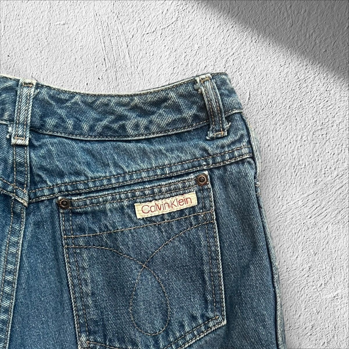 Calvin Klein Vintage 90s Calvin Klein Jeans Straight Leg – Size 28x33 Size 28" / US 6 / IT 42 - 4 Thumbnail