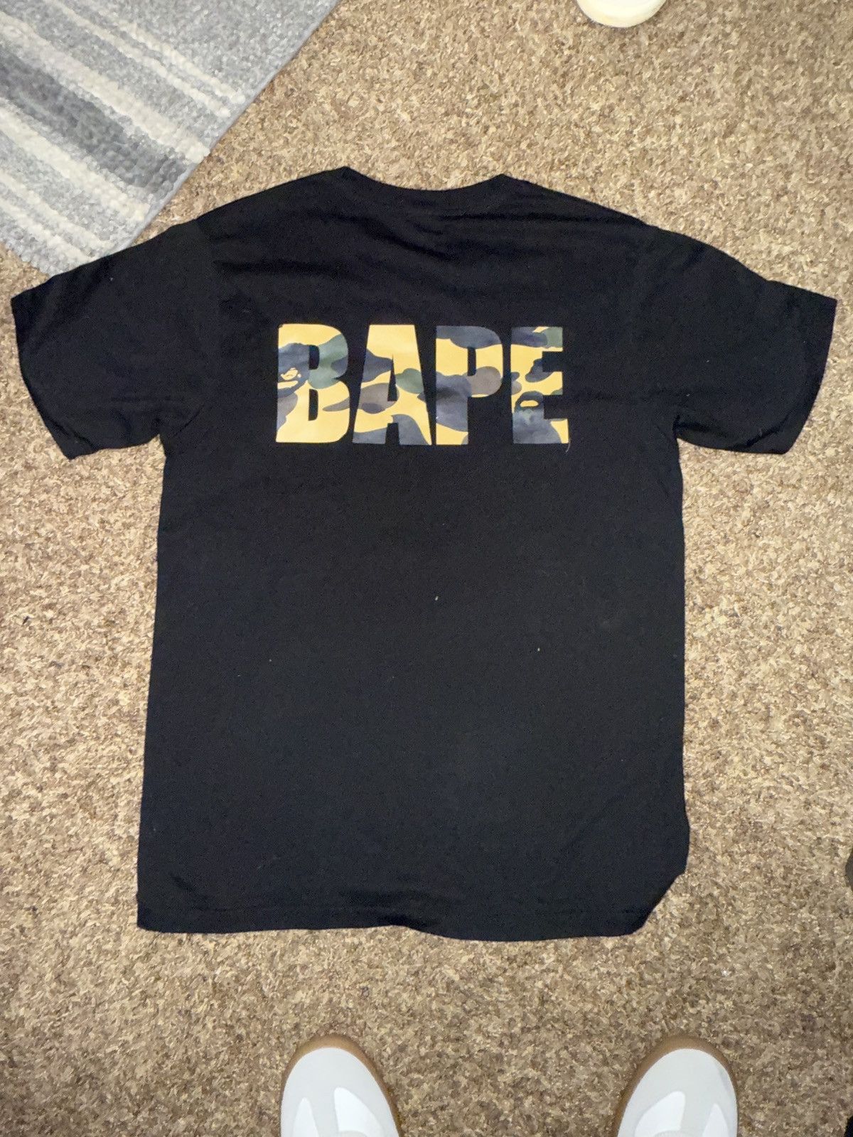 Bape Bape Yellow Camo Logo Tee Size US M / EU 48-50 / 2 - 2 Thumbnail