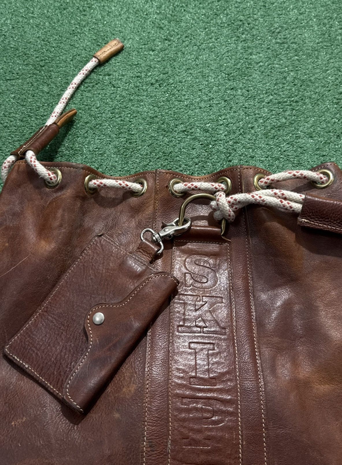 Genuine Leather Gil Holsters Big Leather Duffle Bag Made in Italy 90s Vtg Size ONE SIZE - 3 Thumbnail