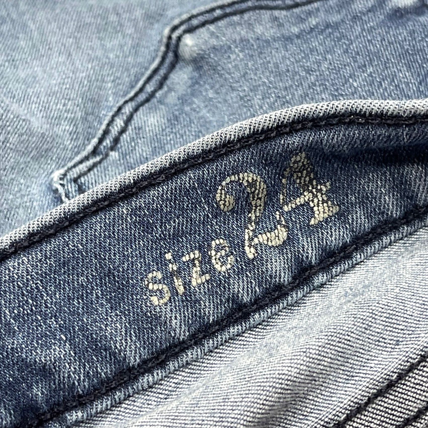 J.Crew J.Crew Jeans Women 24 Denim Blue Straight Leg Pocket 5-Pocket Cotton Blend Zip Regular Rise Low Inseam 26 In. Vintage? No Millennials? Size 26" / US 2 / IT 38 - 3 Thumbnail