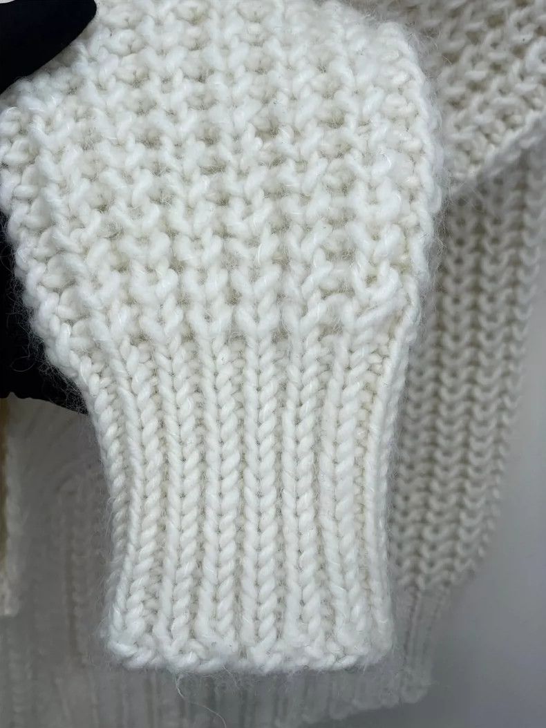 Dior Dior 24 large V-neck loose thick-line knitted sweaters 2504 Size XXS / US 00 / IT 34 - 9 Thumbnail